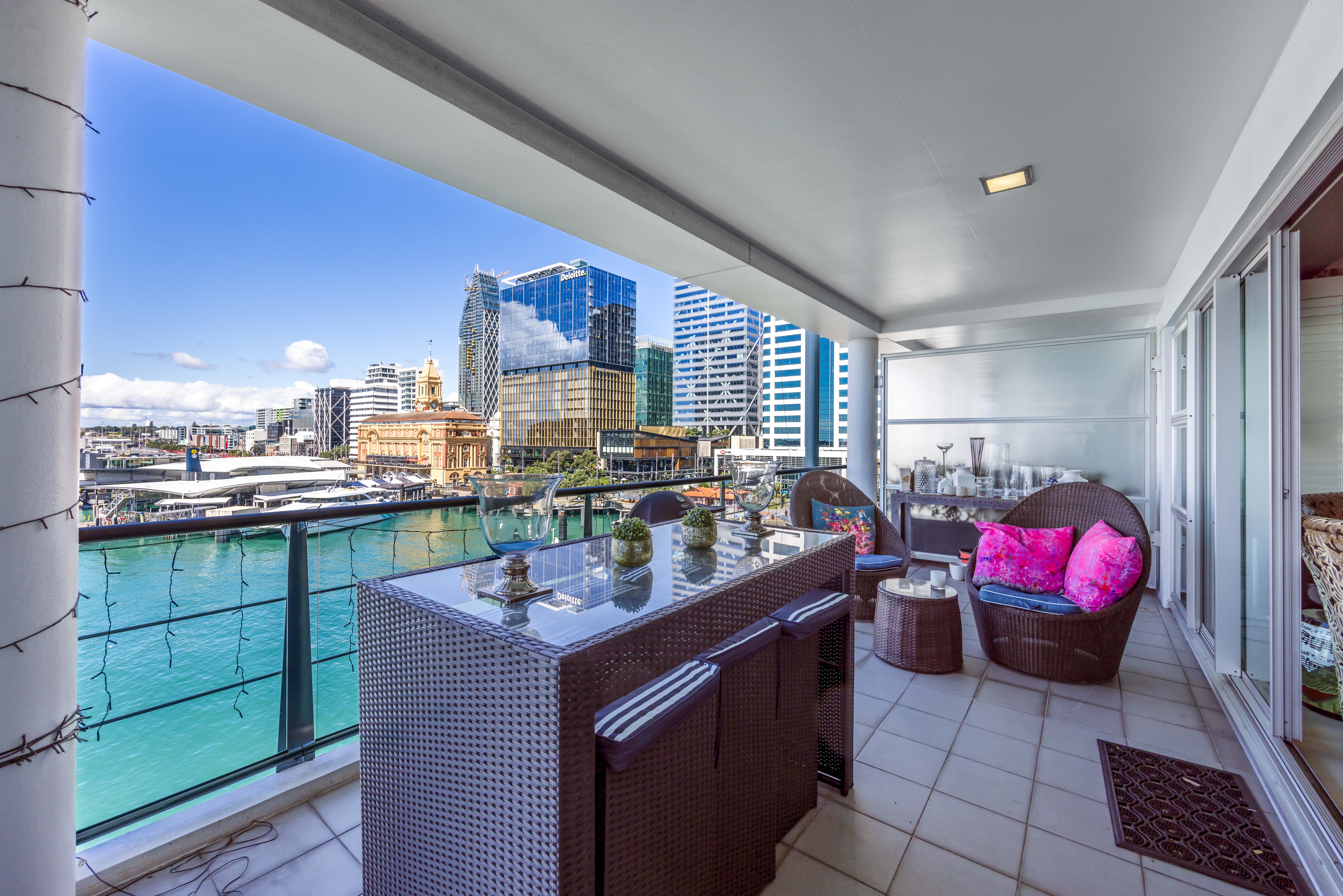 Luxury Waterfront - Priced to Sell
