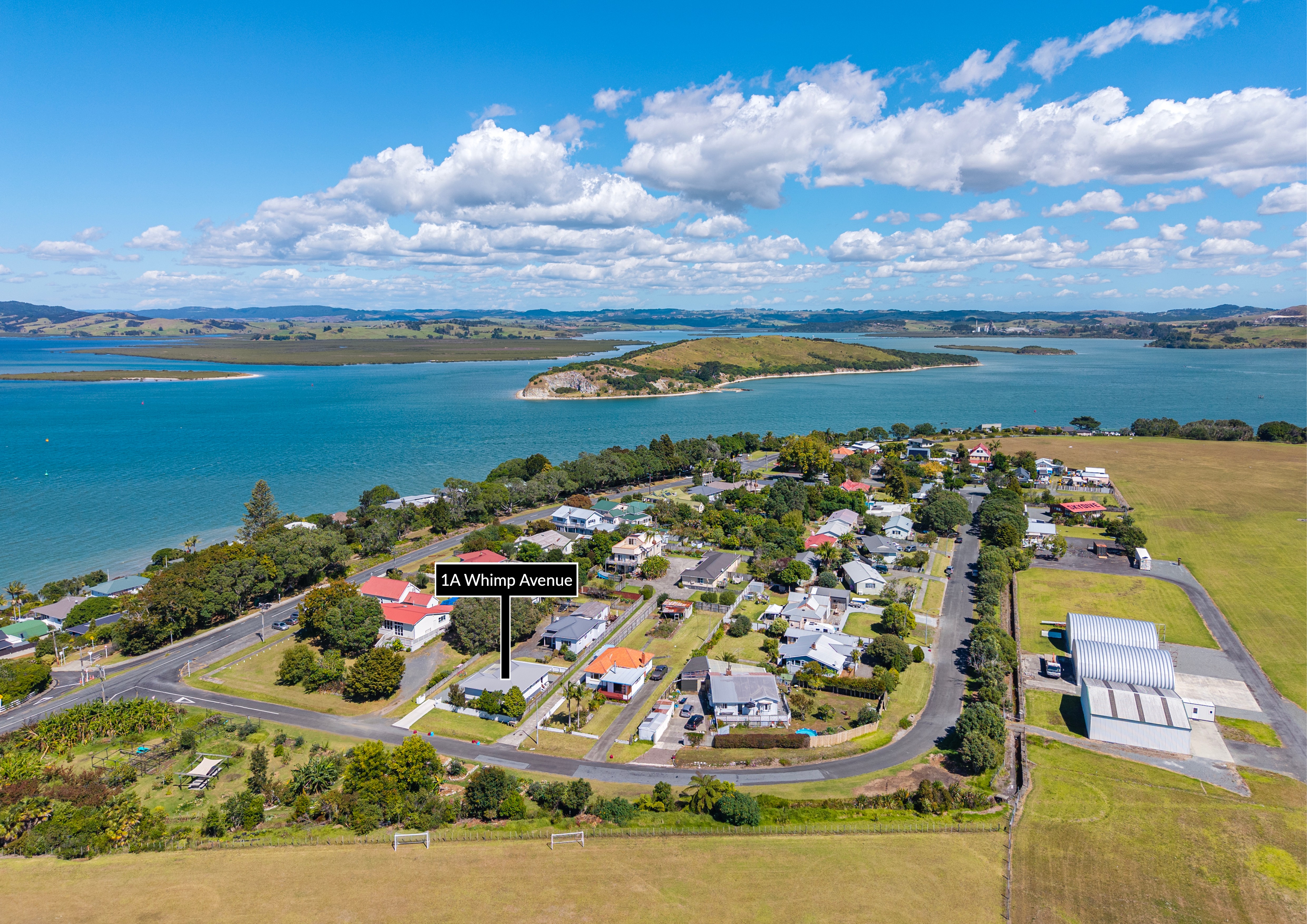 Residential for sale in Whangarei, 1a Whimp Avenue, Onerahi, 104 m²