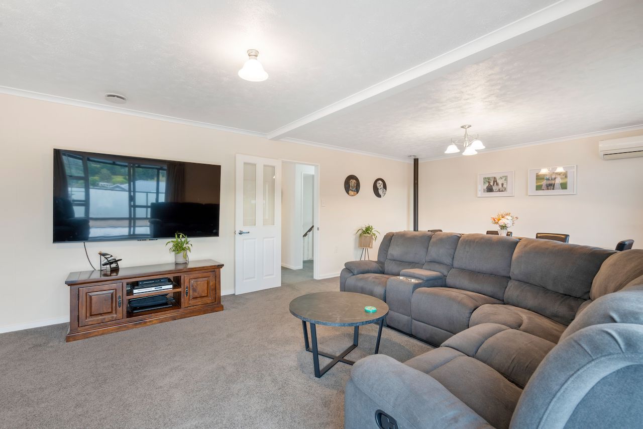 So Spacious - Super Sunny - Special Situation