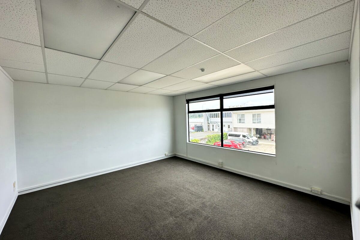 Huapai For Lease - up to 150 sqm office