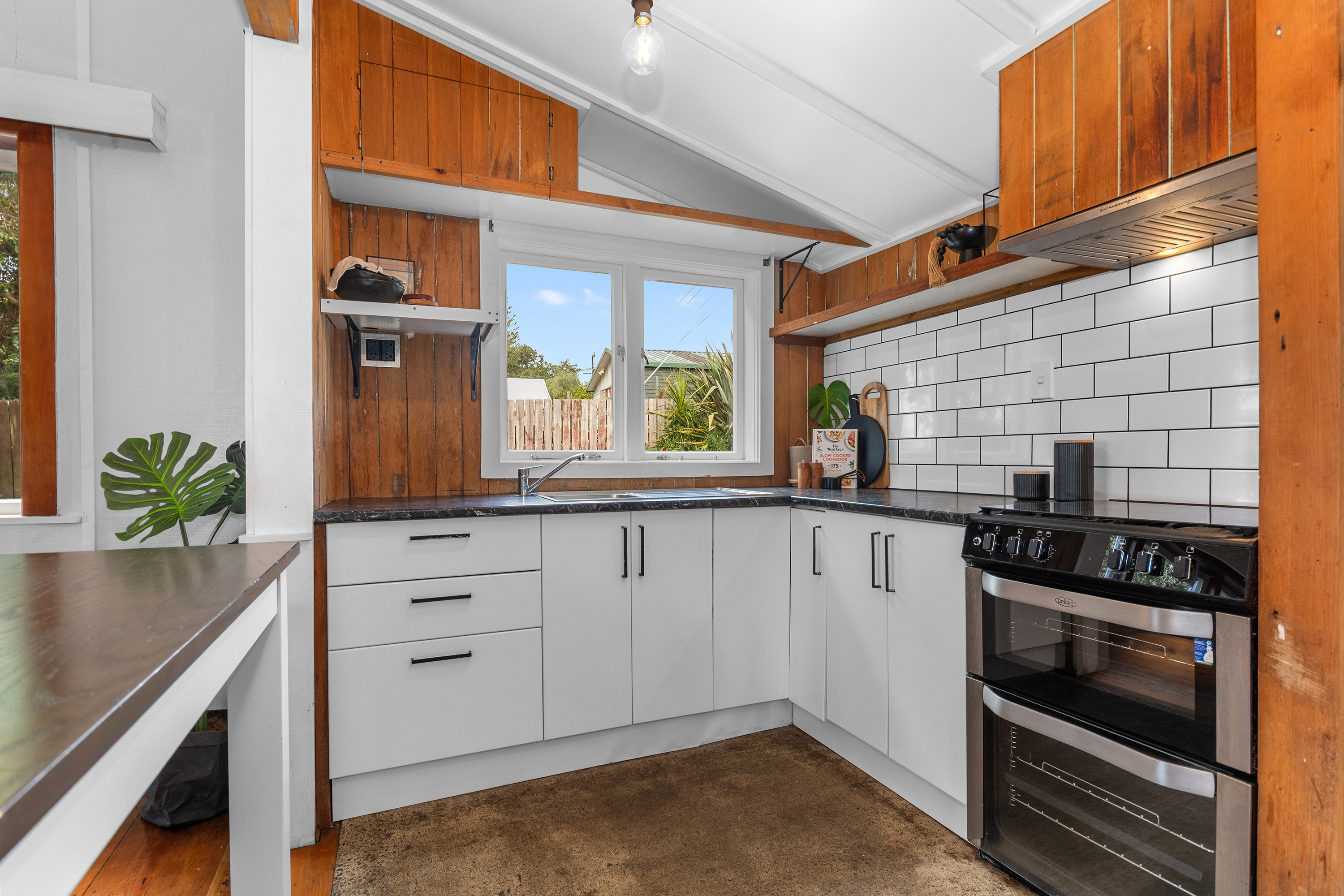 Residential for sale in Whangarei, 1 Whimp Avenue, Onerahi, 97 m²