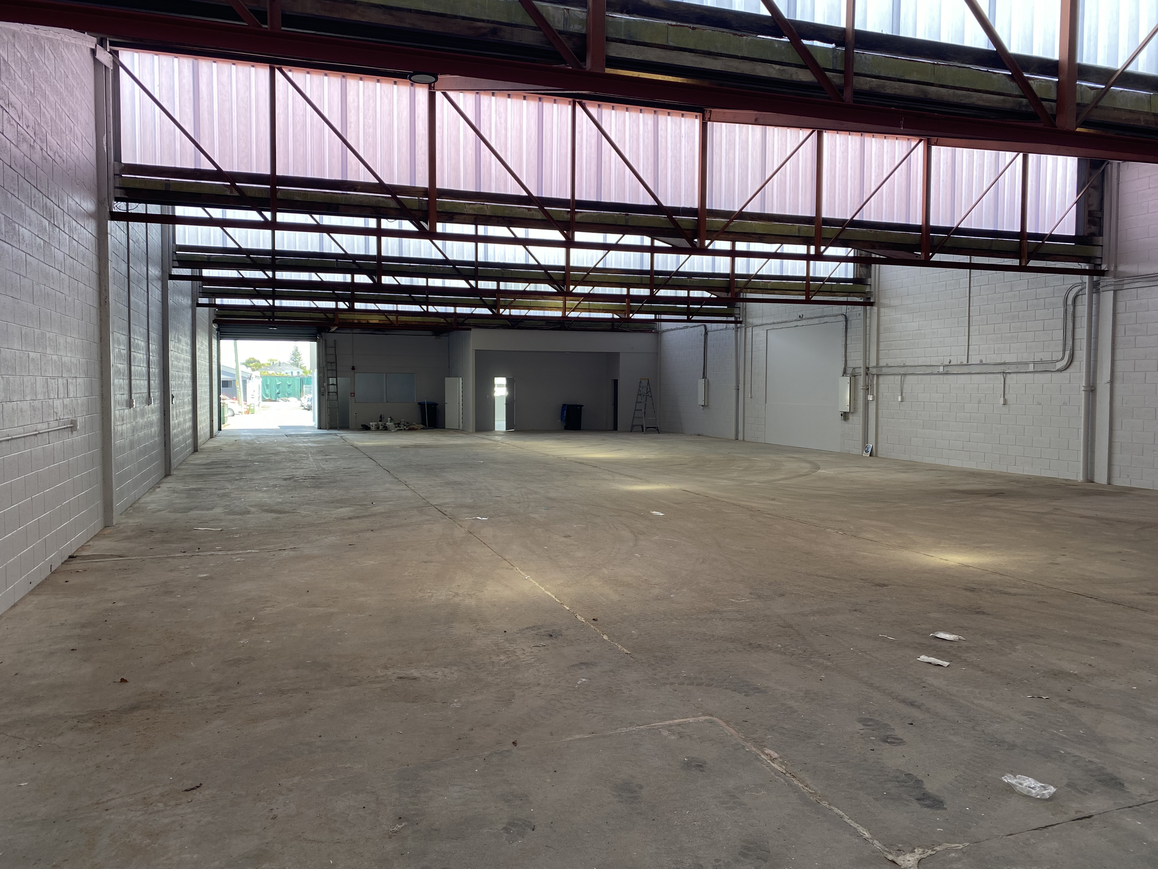 770SQM Industrial Warehouse & Office For Lease
