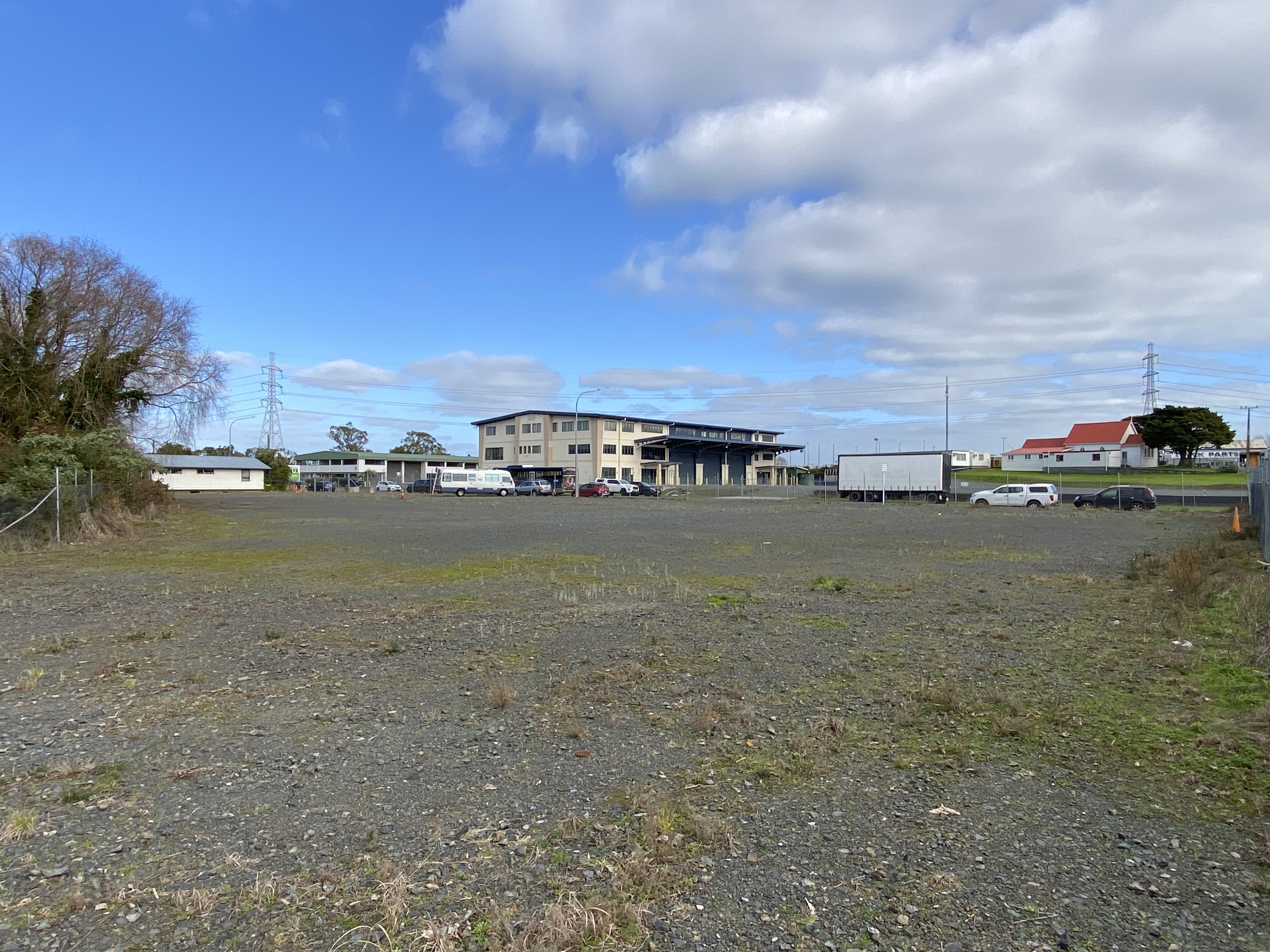 3,985SQM Affordable Metal Secure Yard - For Lease