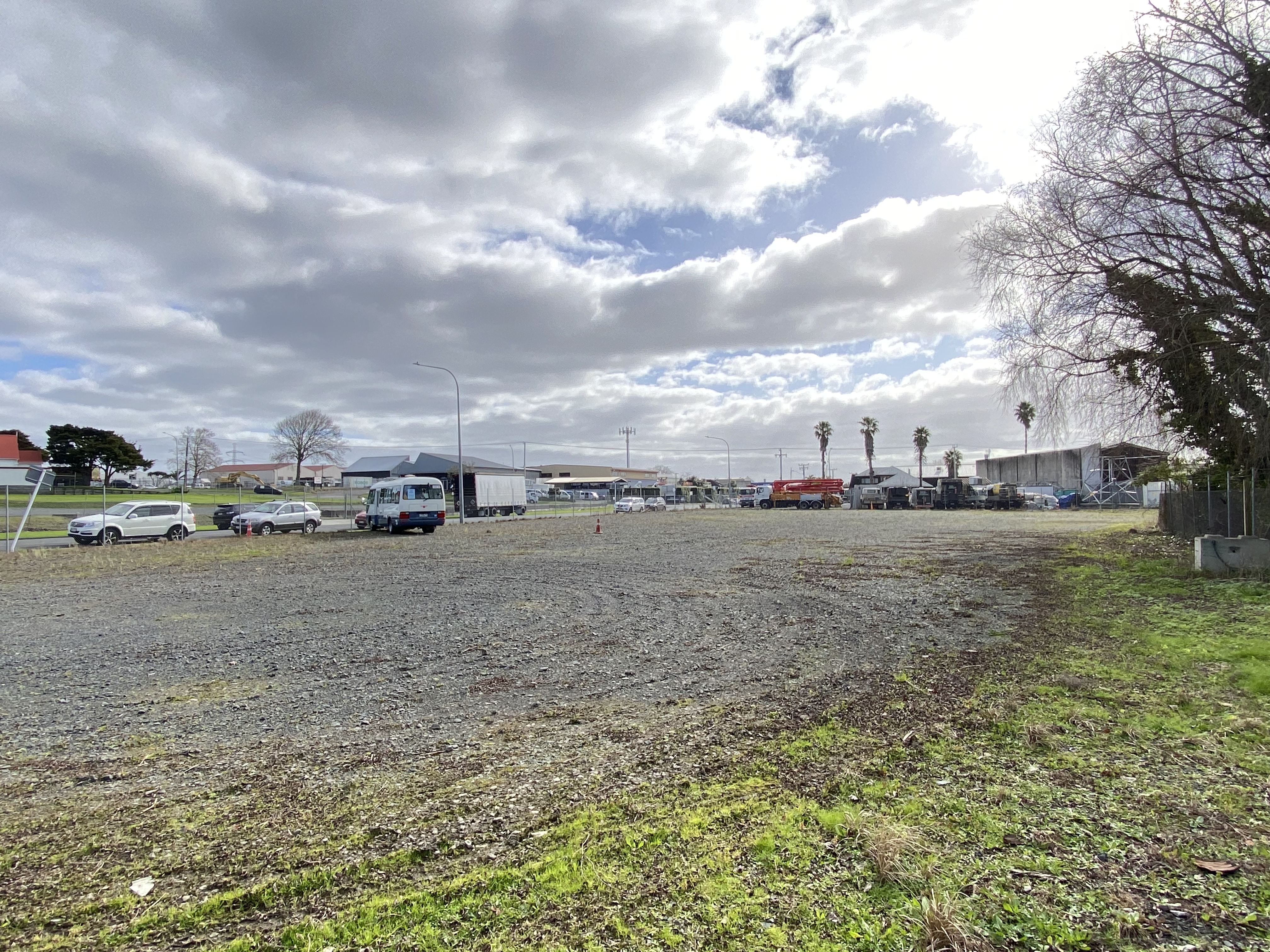 3,985SQM Affordable Metal Secure Yard - For Lease