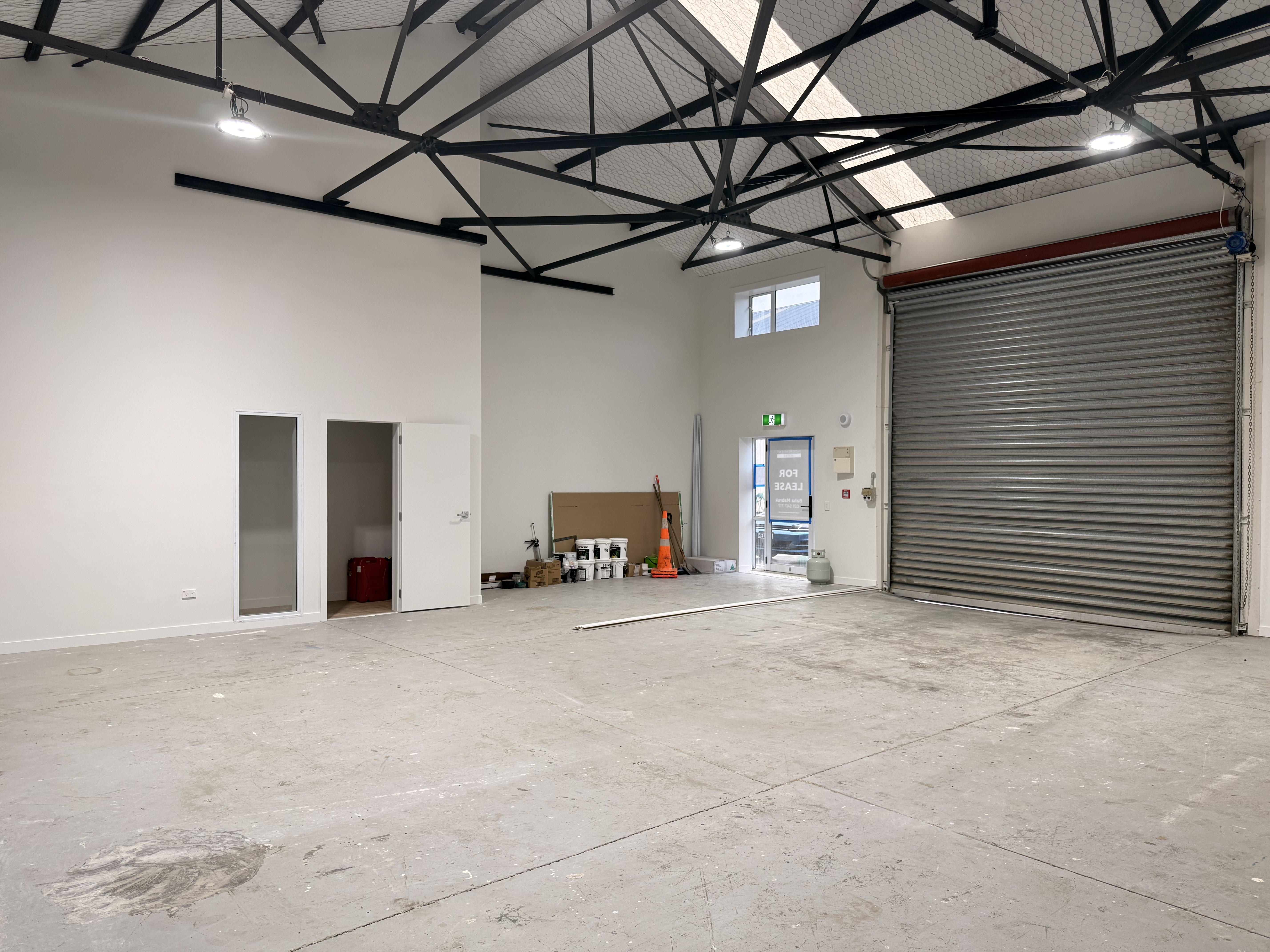 Fully Renovated Warehouse In Miramar