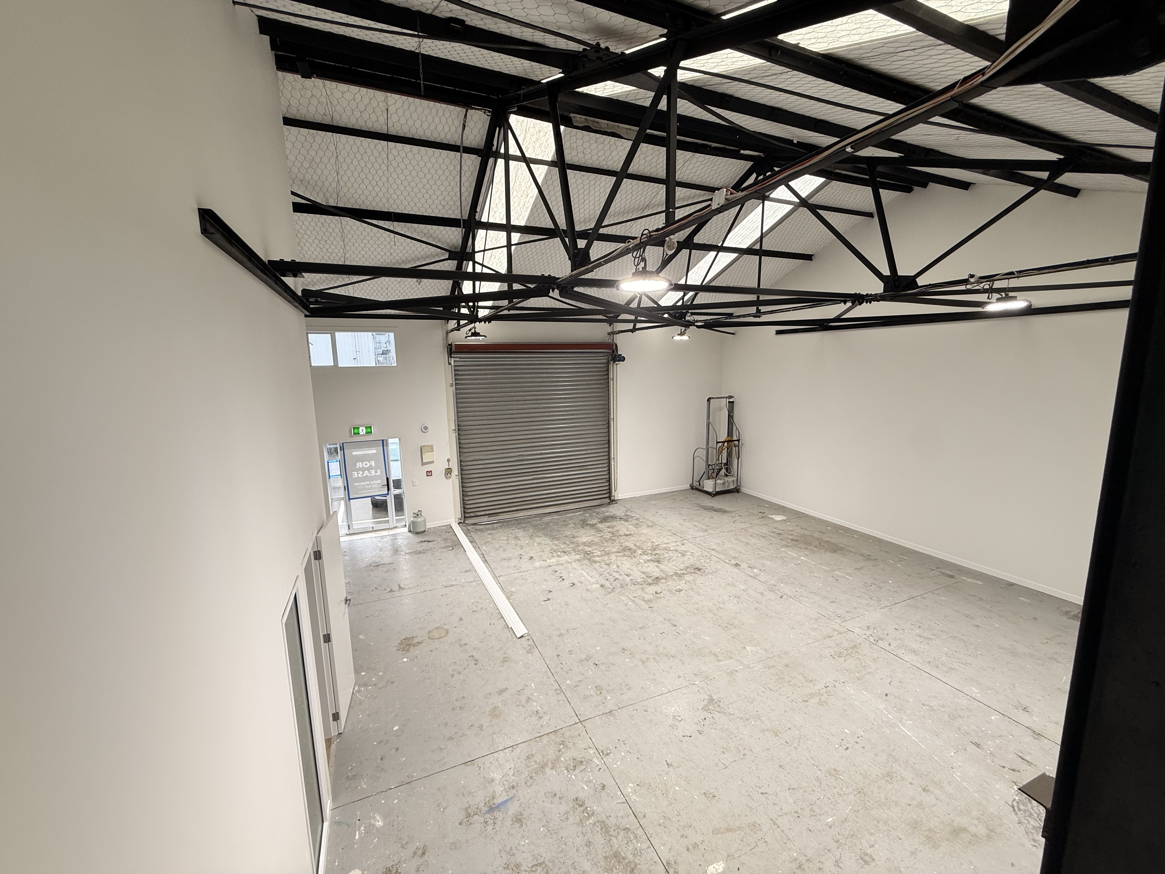 Fully Renovated Warehouse In Miramar