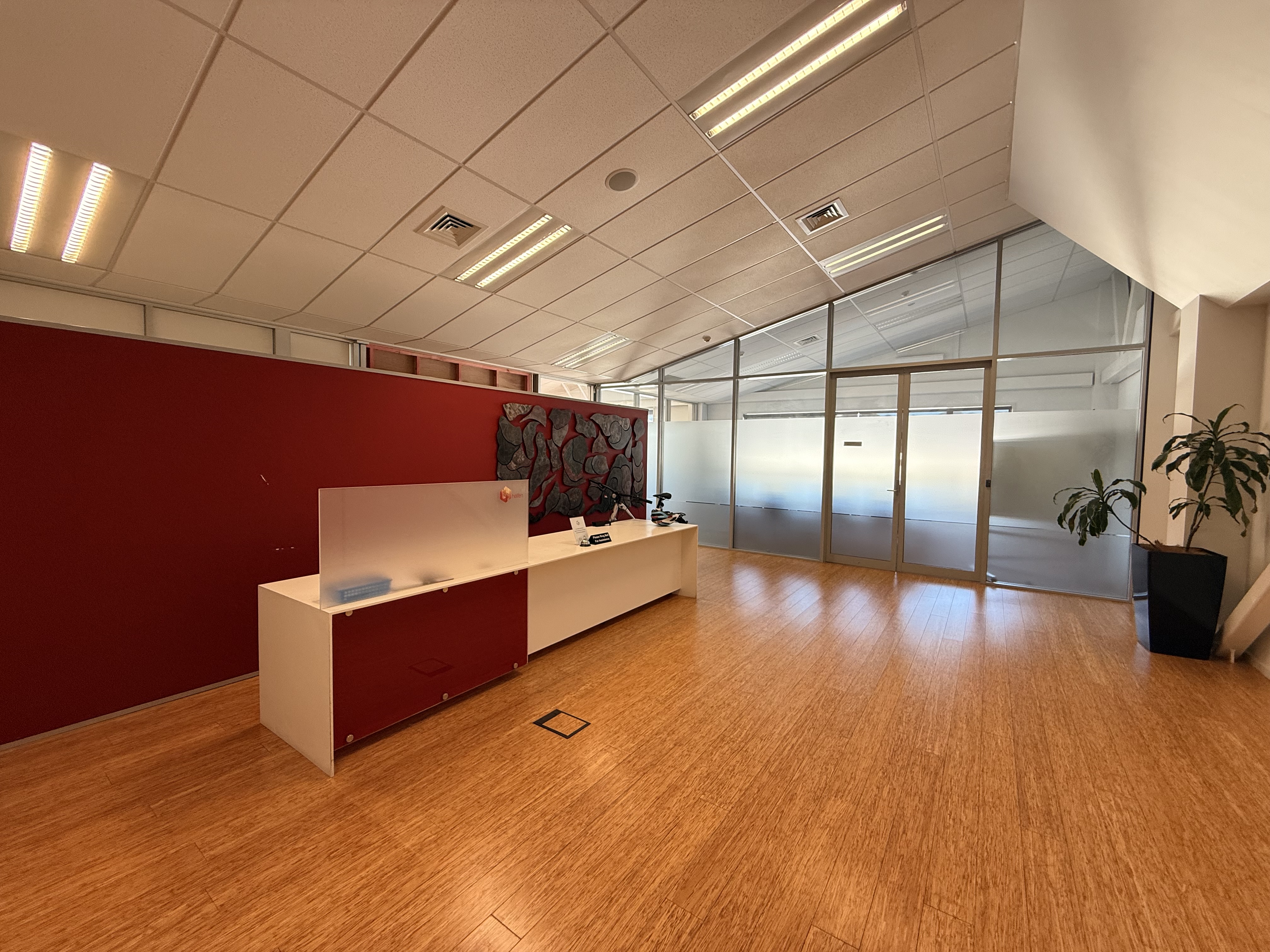 Great Office in the Heart of Weta District
