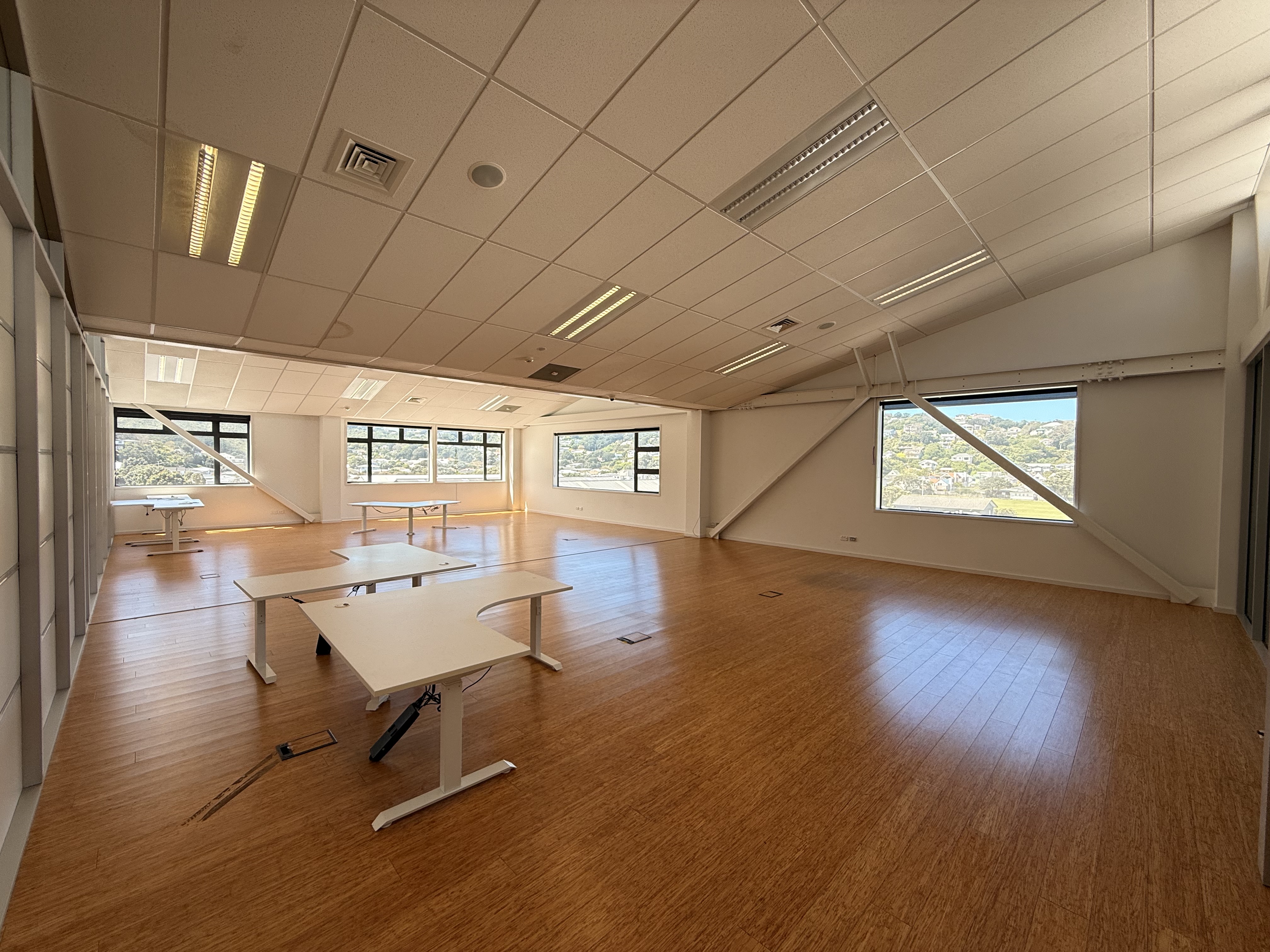Great Office in the Heart of Weta District