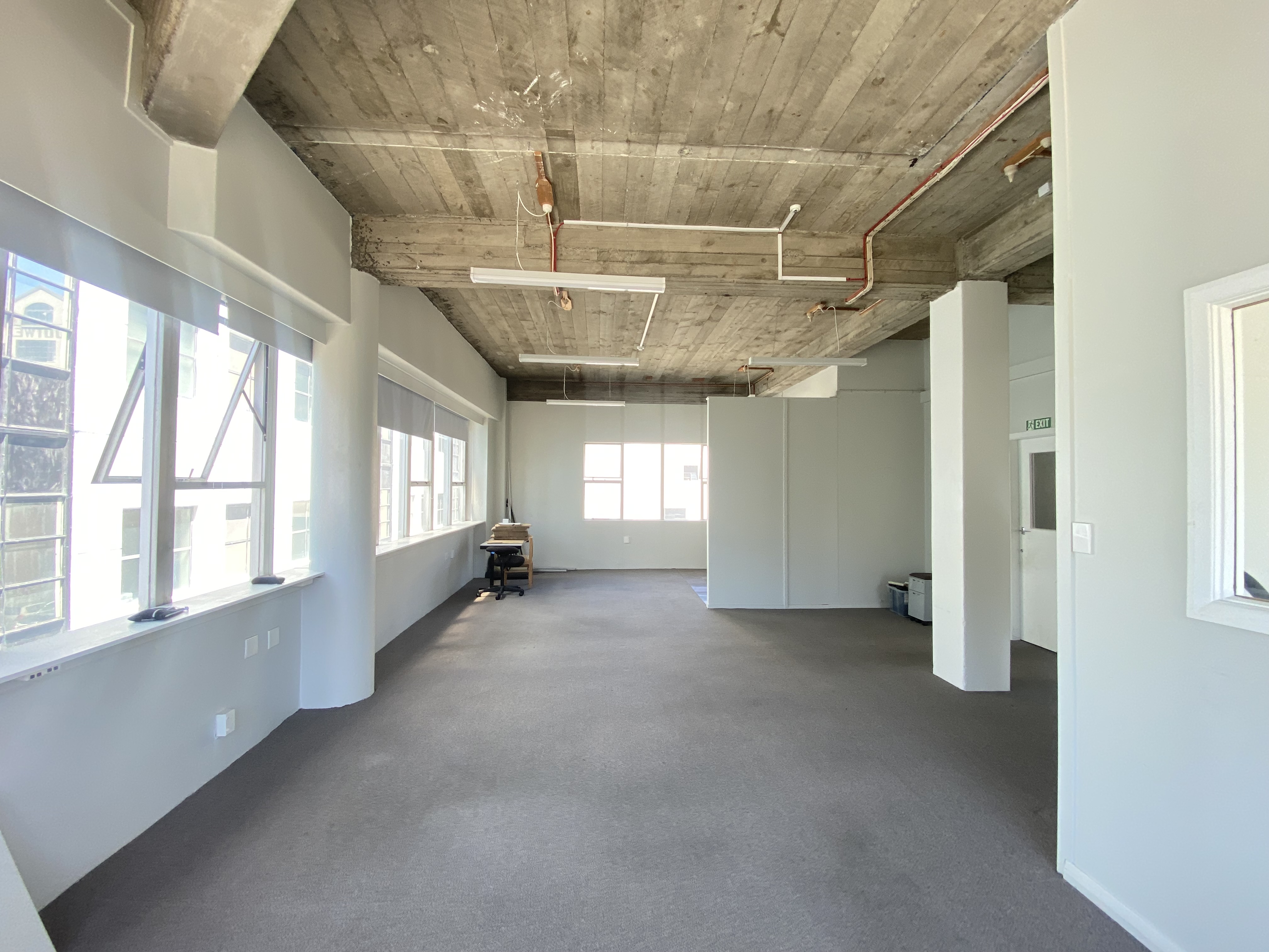 Easy and Flexible Terms Office on Dixon
