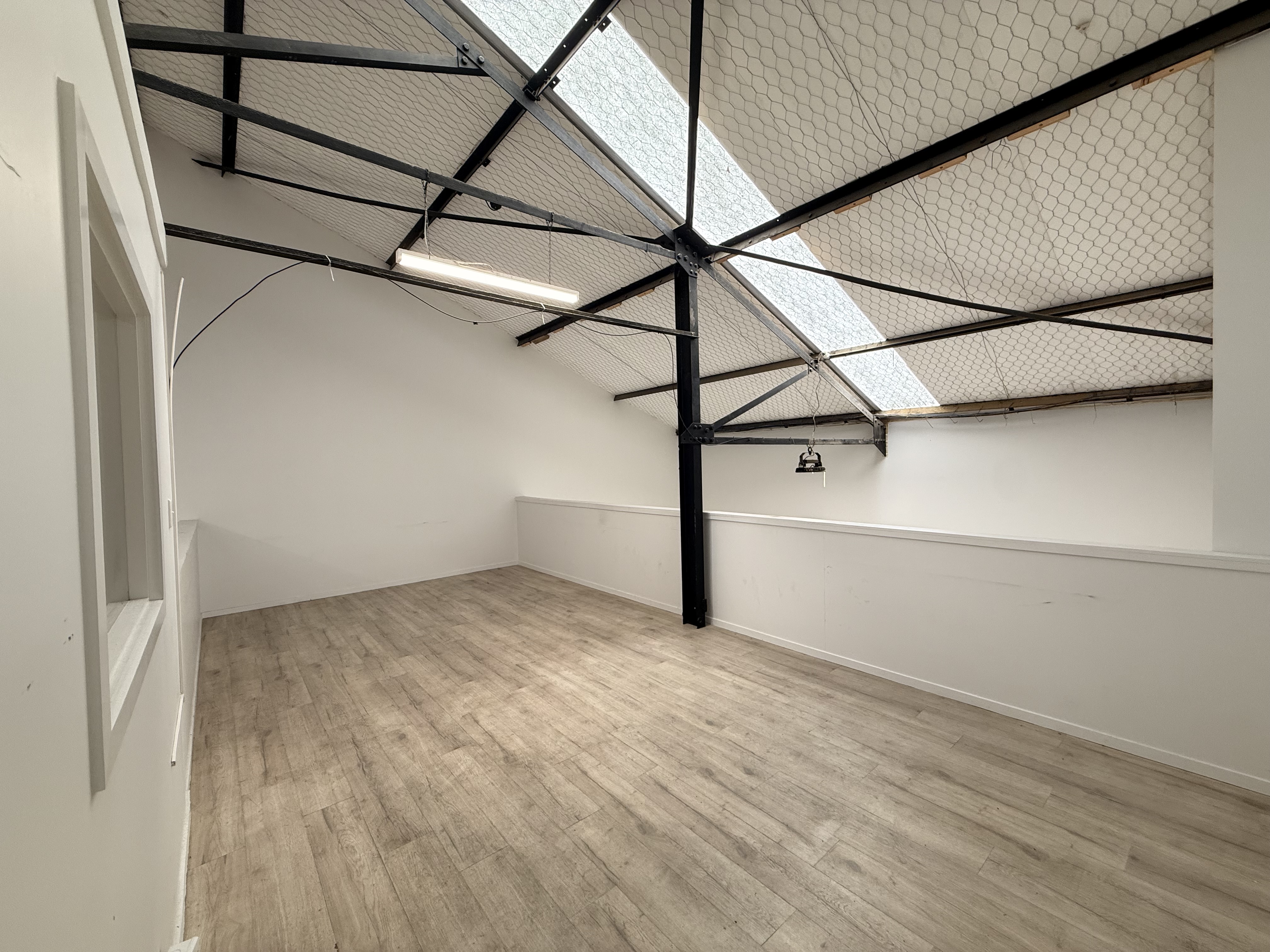 Practical and Tidy 150 SQM Warehouse
