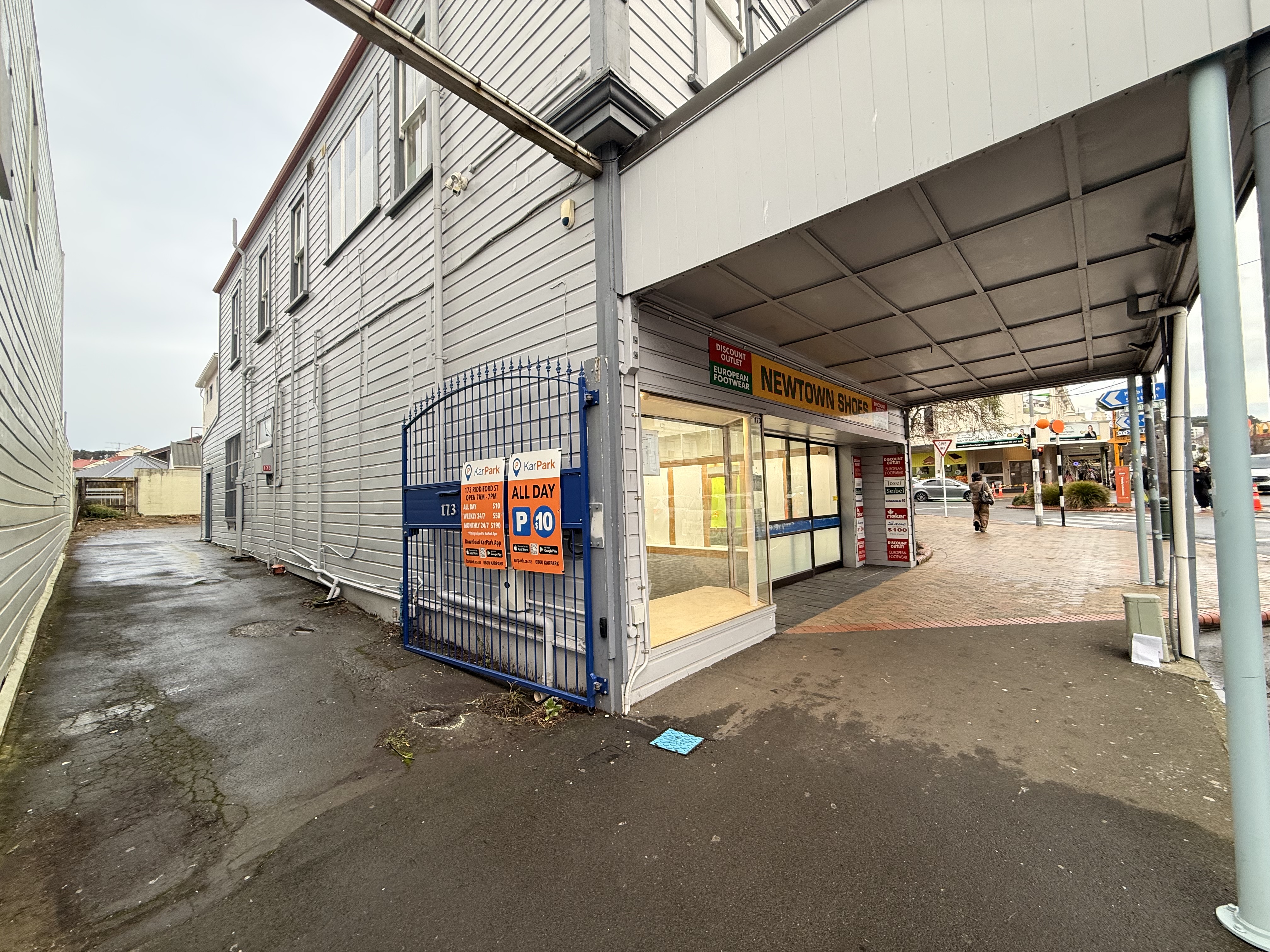Best Retail Location In Newtown