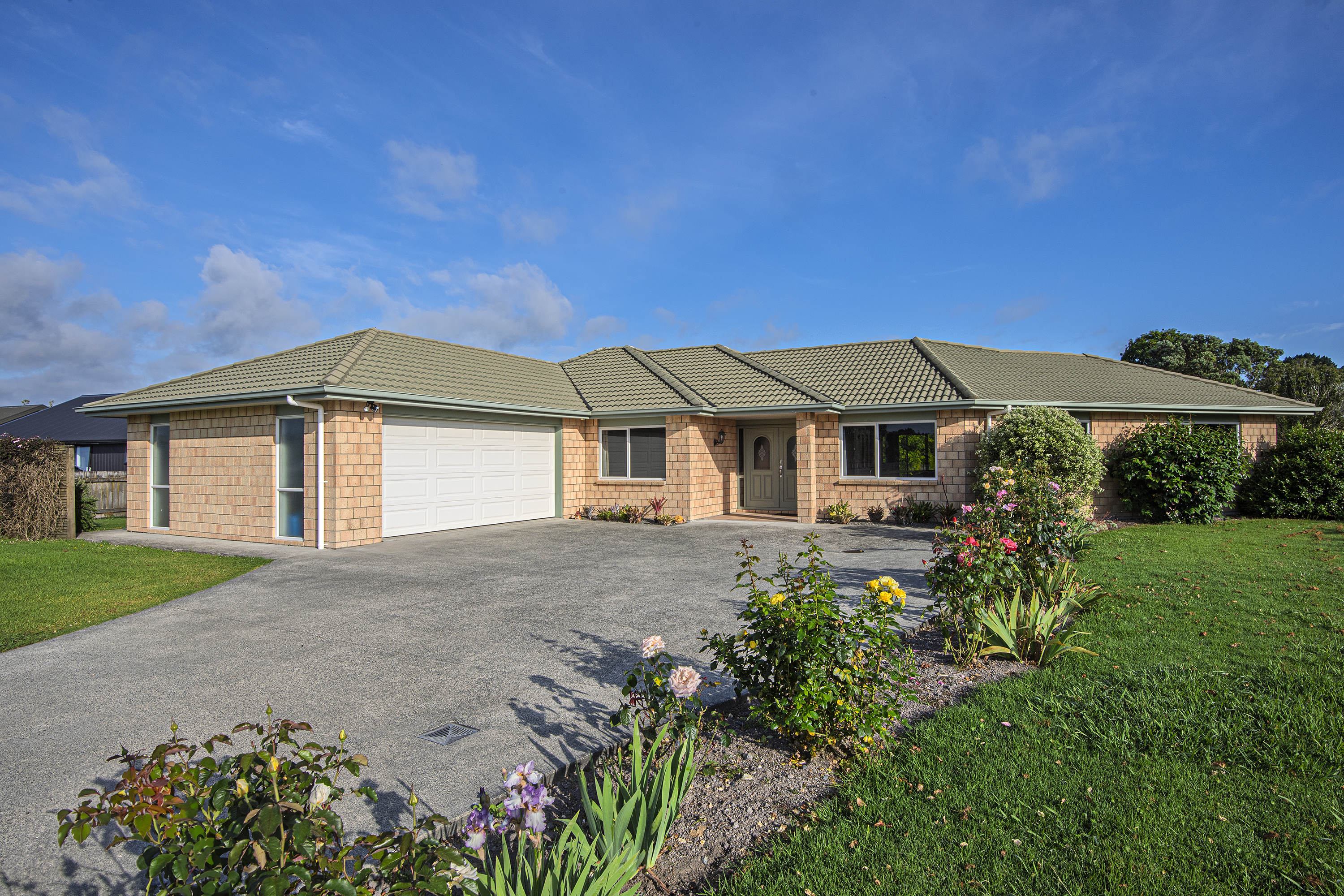 Space, Style and Village Living in Central Waipu