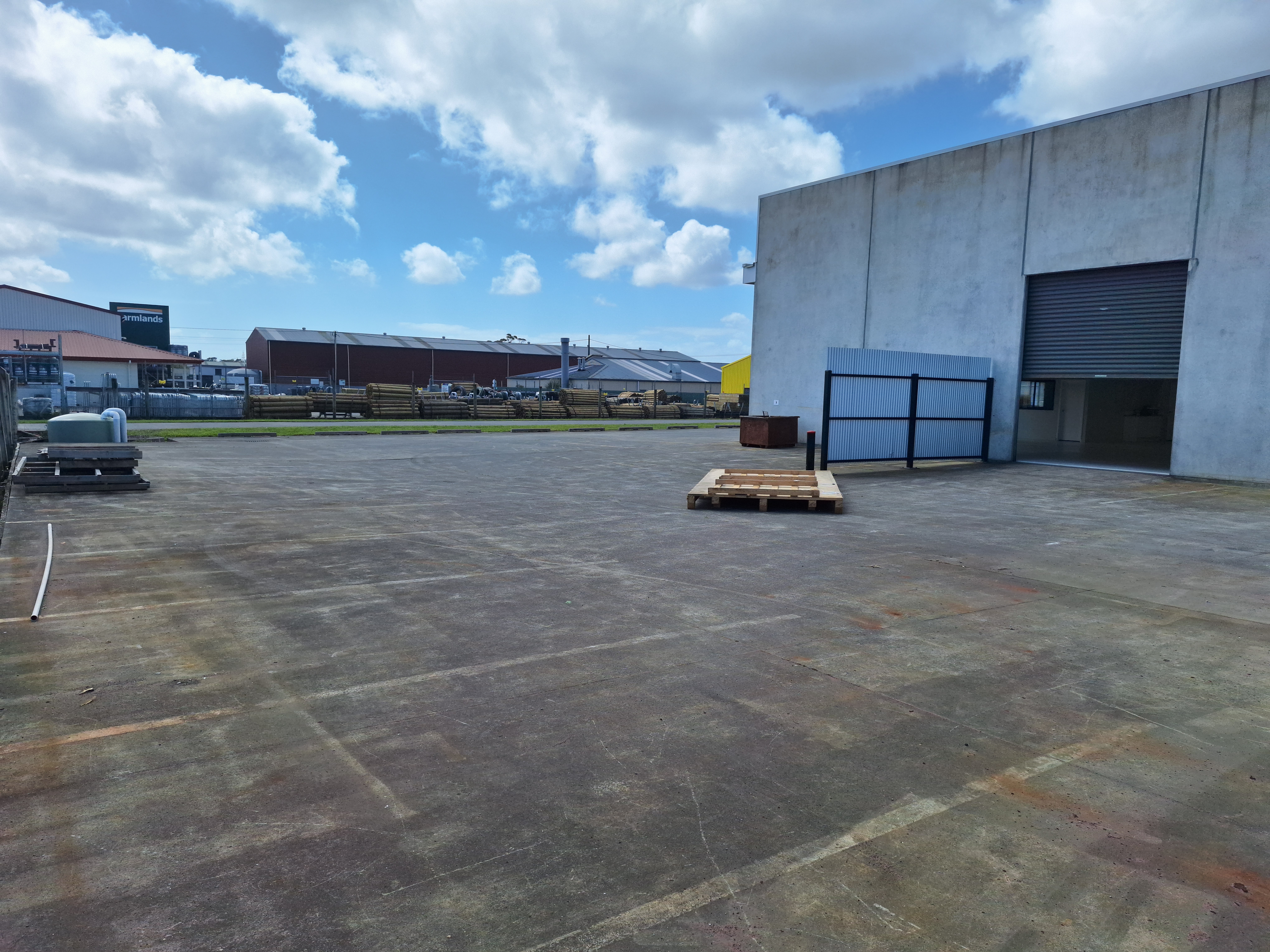 For Lease - 200 or 300 sqm warehouse units - Helensville