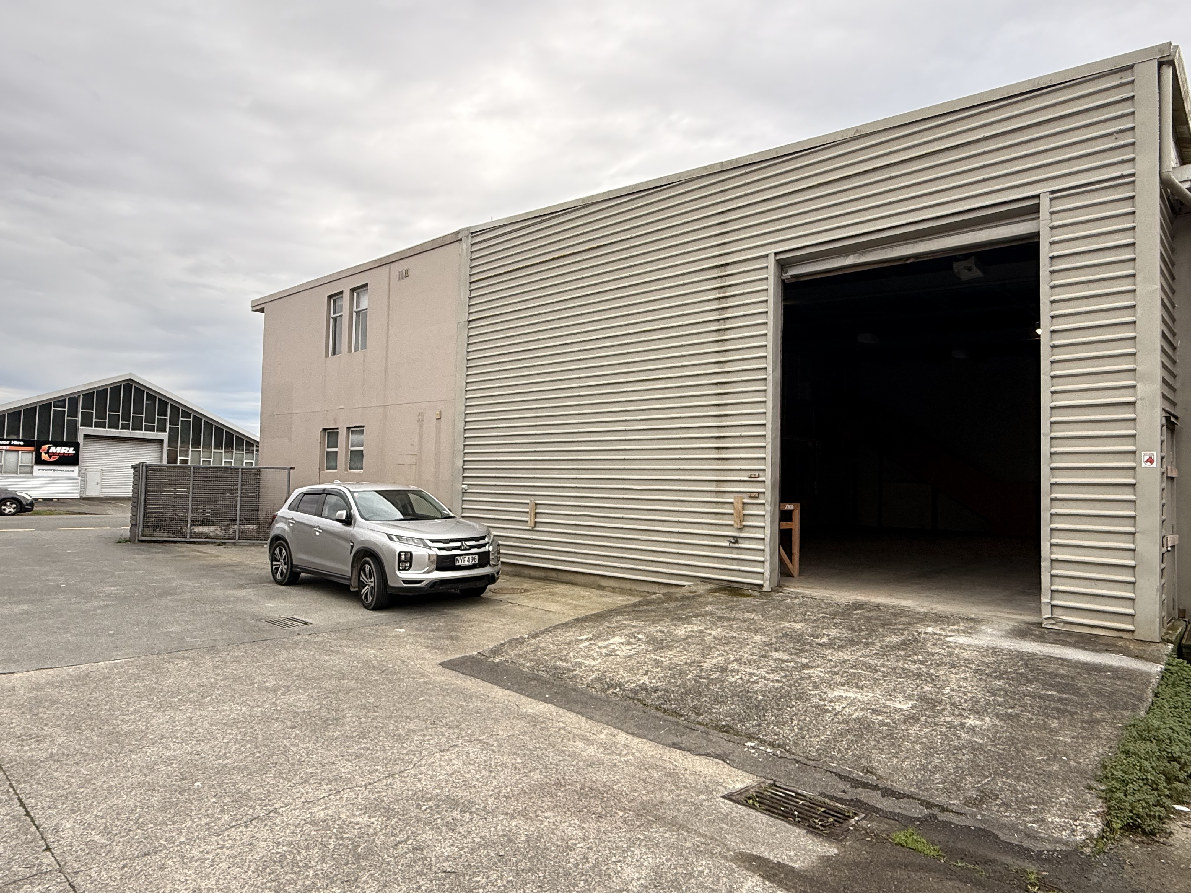 Functional Warehous with Great Office Space