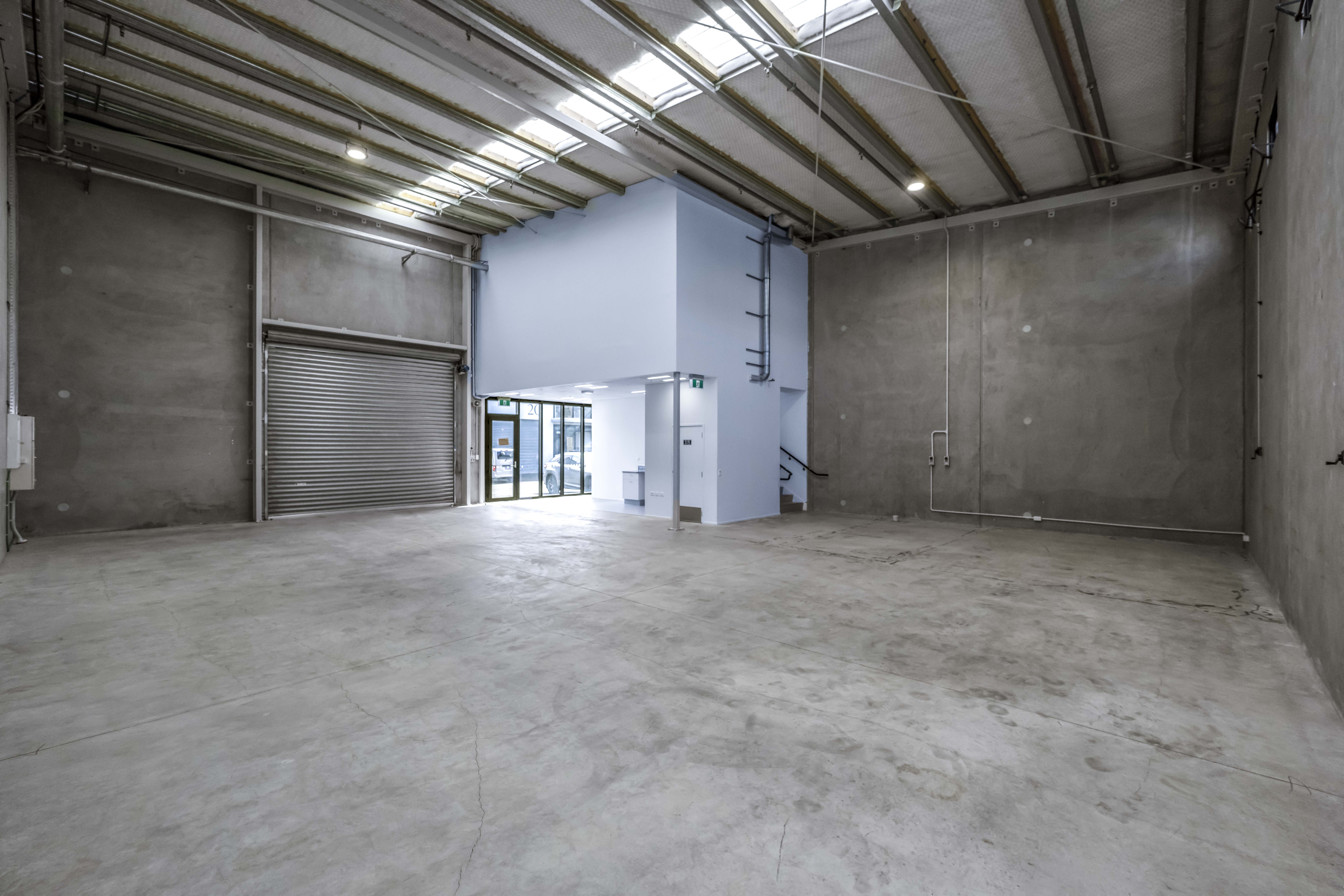 218SQM Modern Industrial Warehouse For Lease