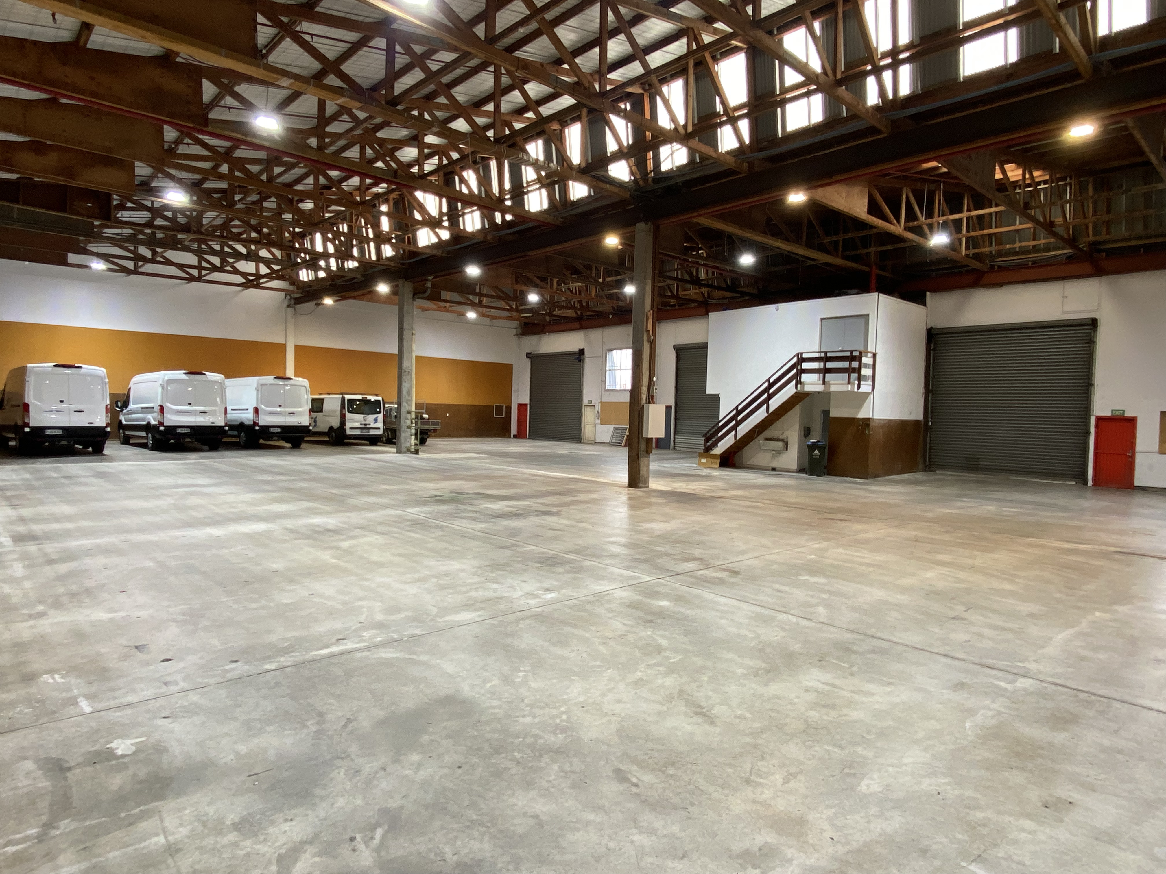 827SQM Cost Effective High Stud Warehouse