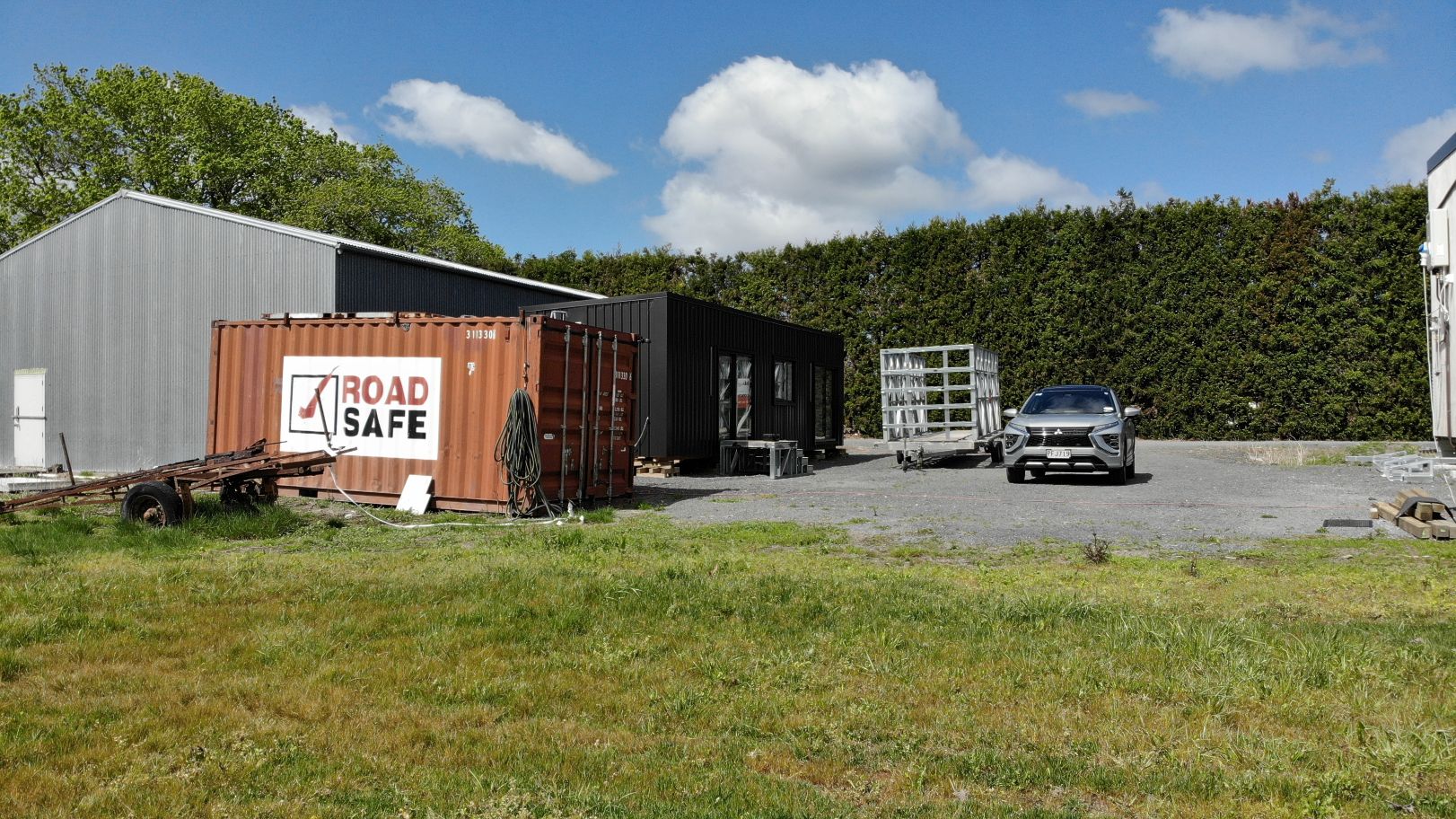 Taupaki For Lease - Metaled yard
