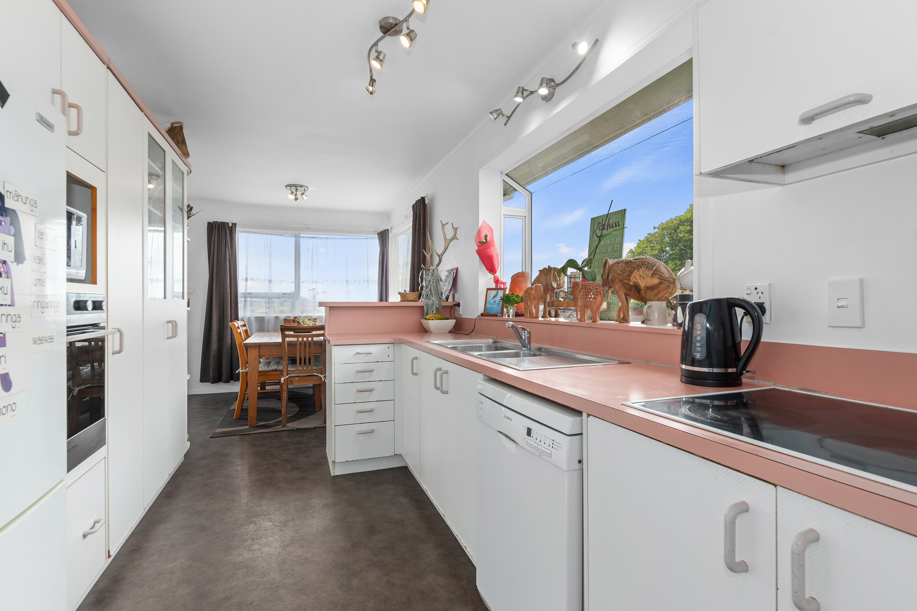 Residential for sale in Whangarei, 71 Crawford Crescent, Te Kamo, 190 m²