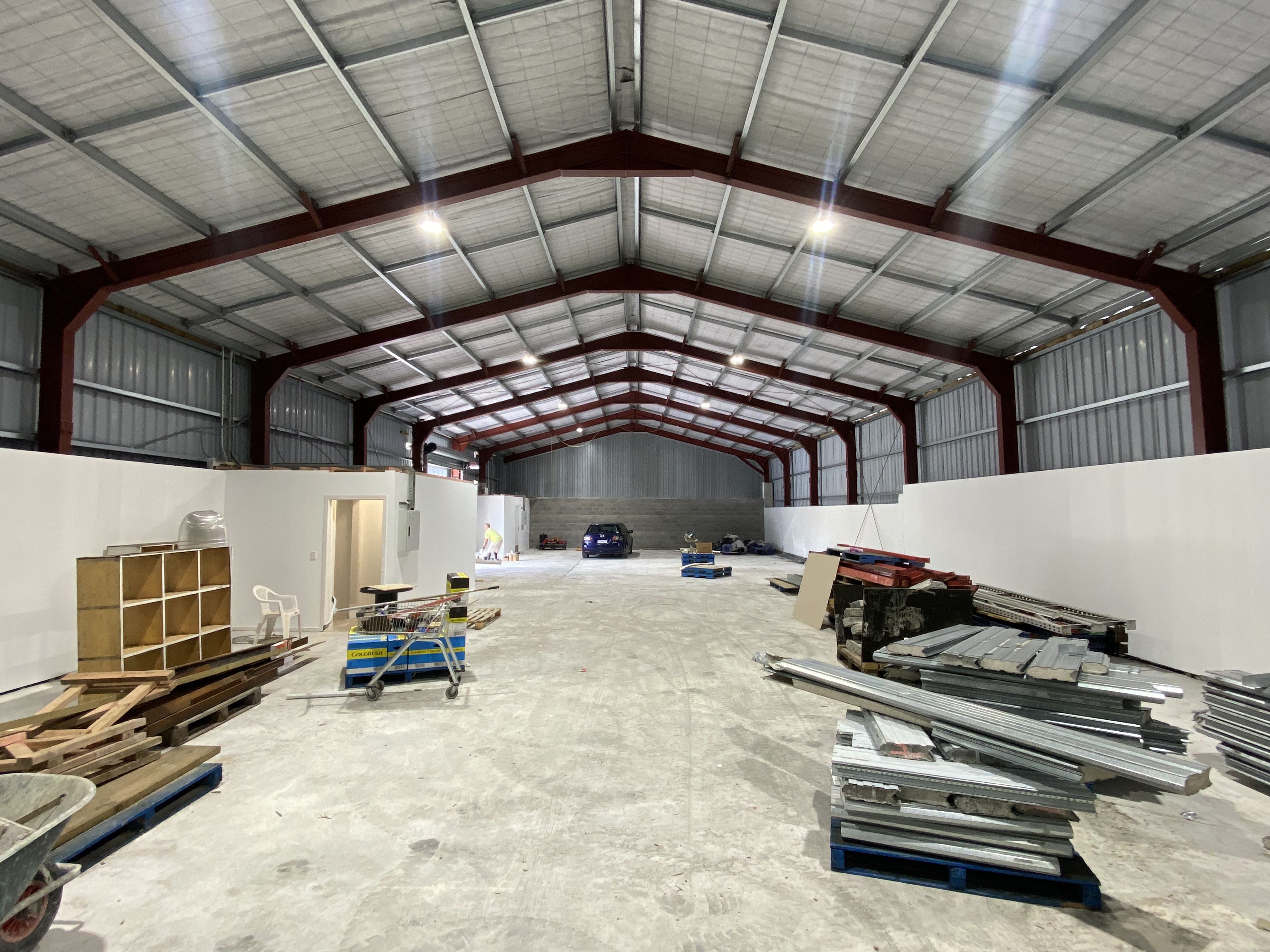 407SQM Functional Clear span Warehouse For Lease