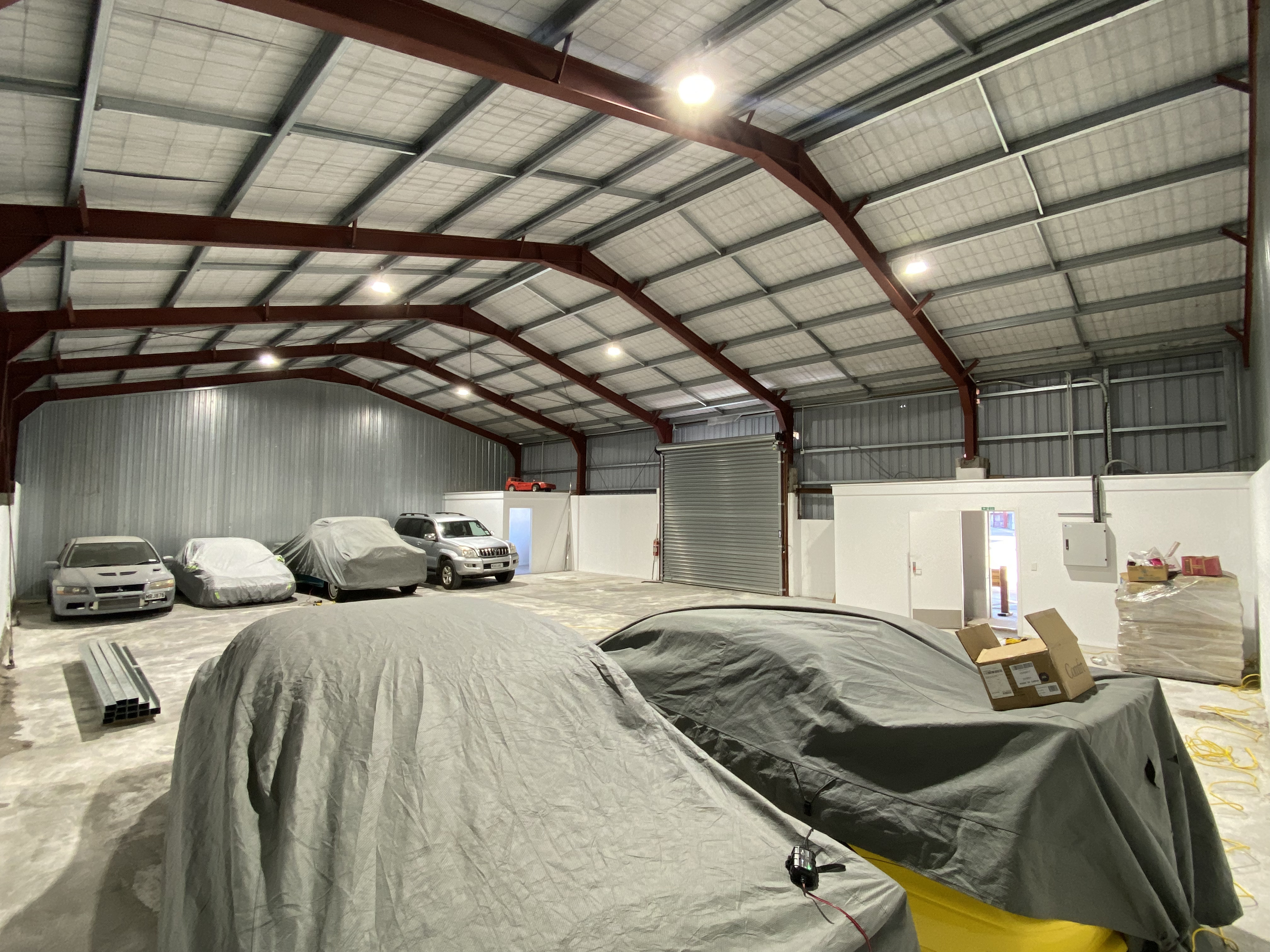 254SQM Functional Clear span Warehouse For Lease