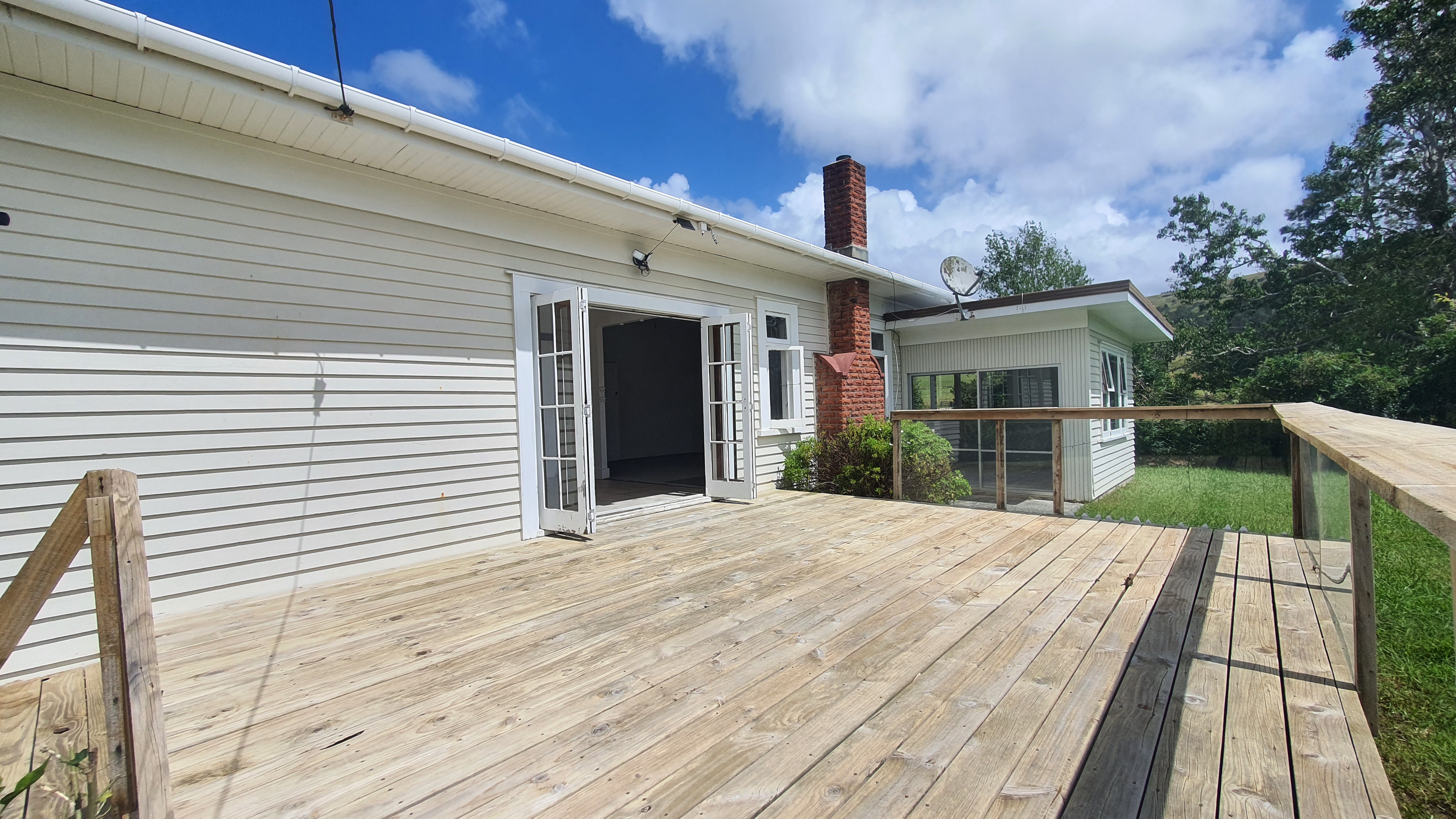 Bargain Lifestyle - Flat Land, Shed, Endless Potential