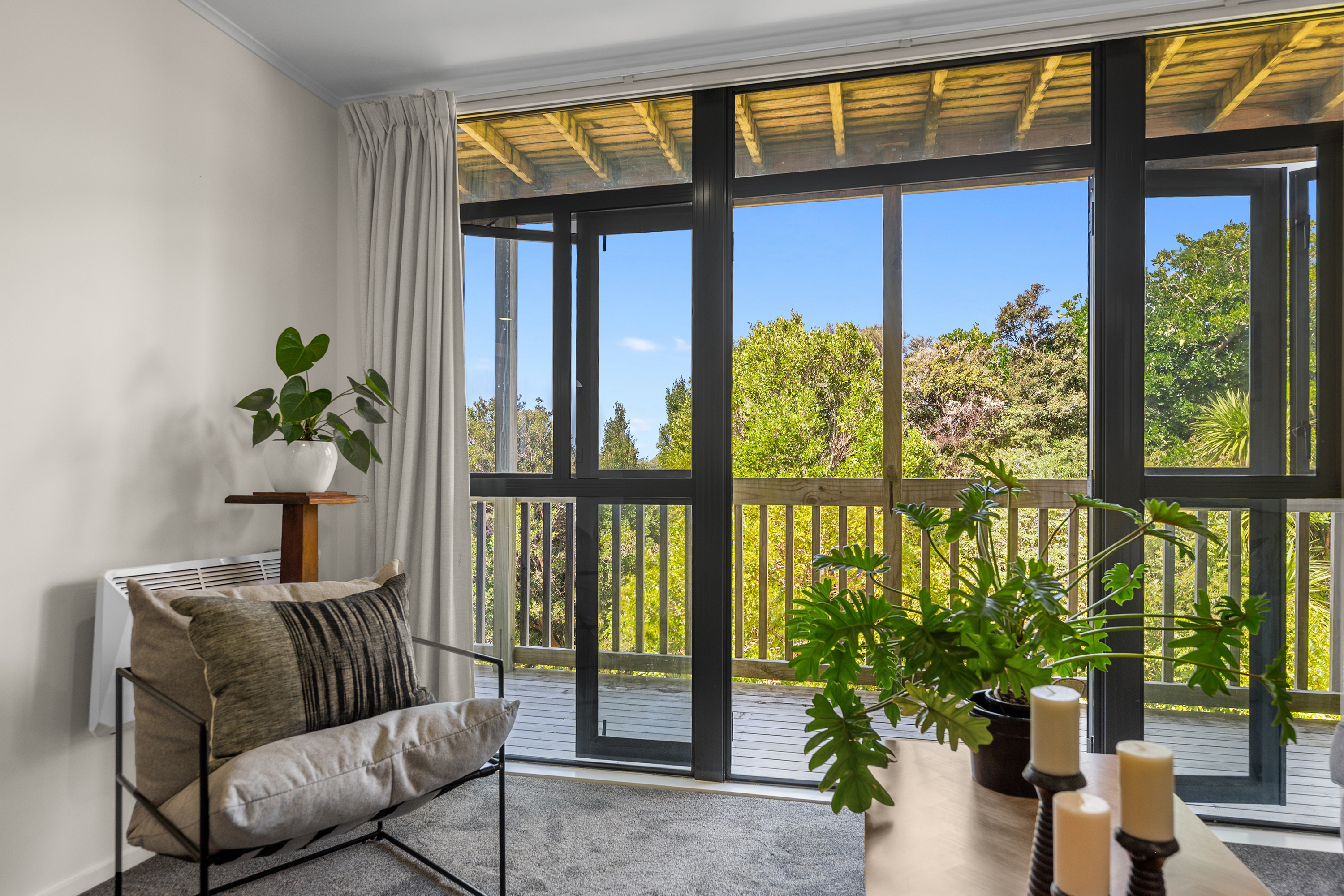Residential for sale in North Shore City, 6/61A Birkdale Road, Birkdale, 140 m²
