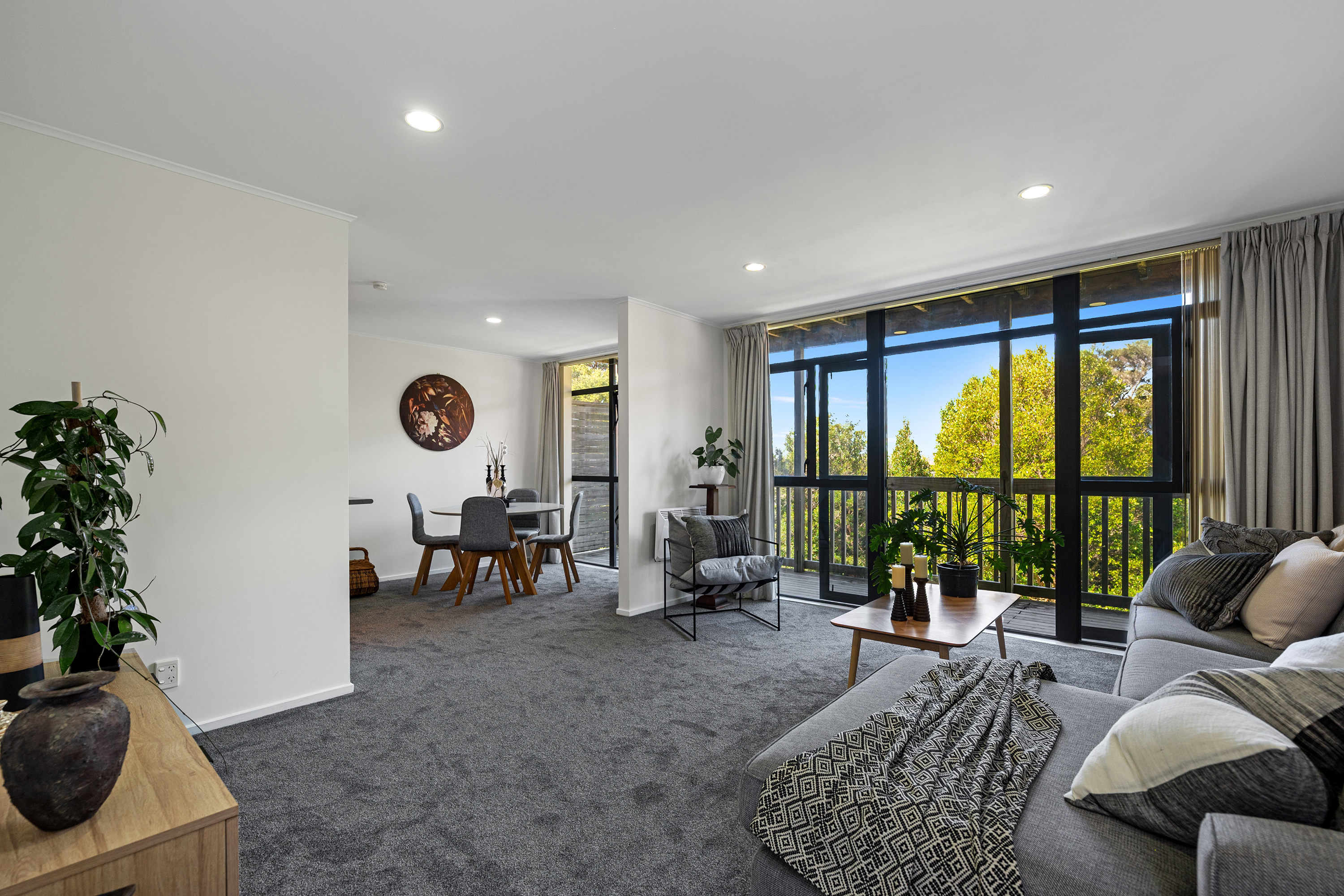 Residential for sale in North Shore City, 6/61A Birkdale Road, Birkdale, 140 m²