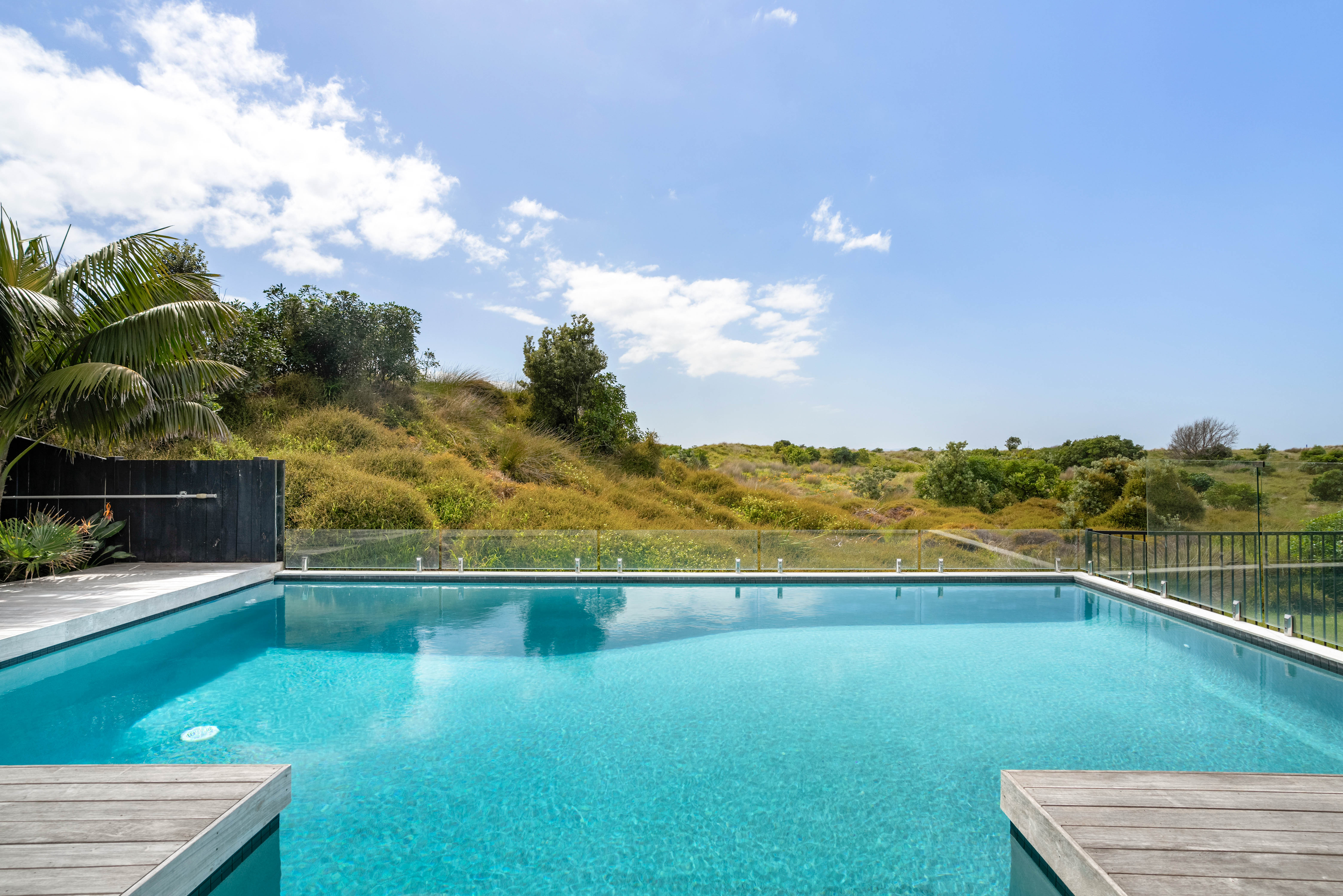 Beachfront - 5 Bed | 4 Bath | Pool
