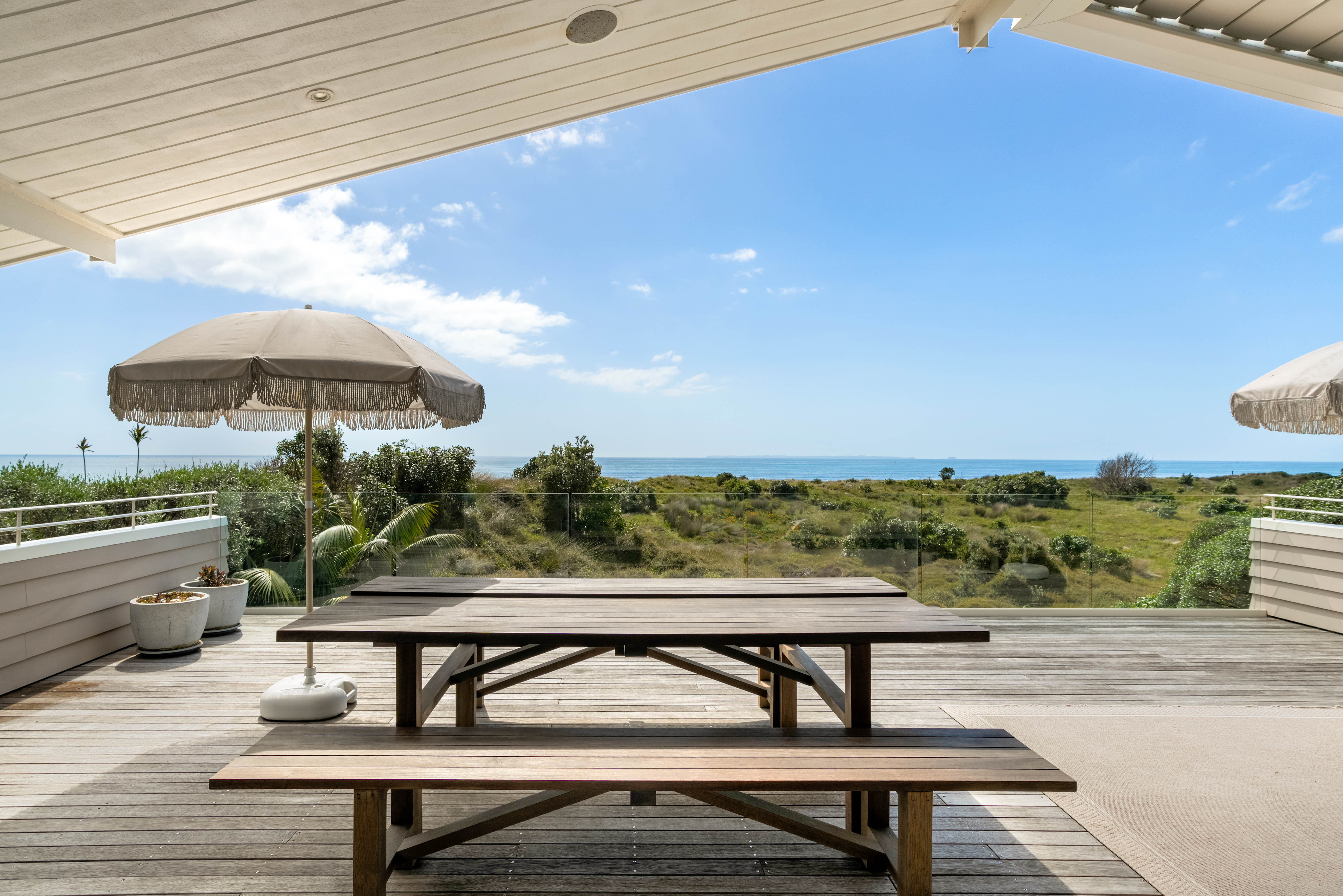 Beachfront - 5 Bed | 4 Bath | Pool