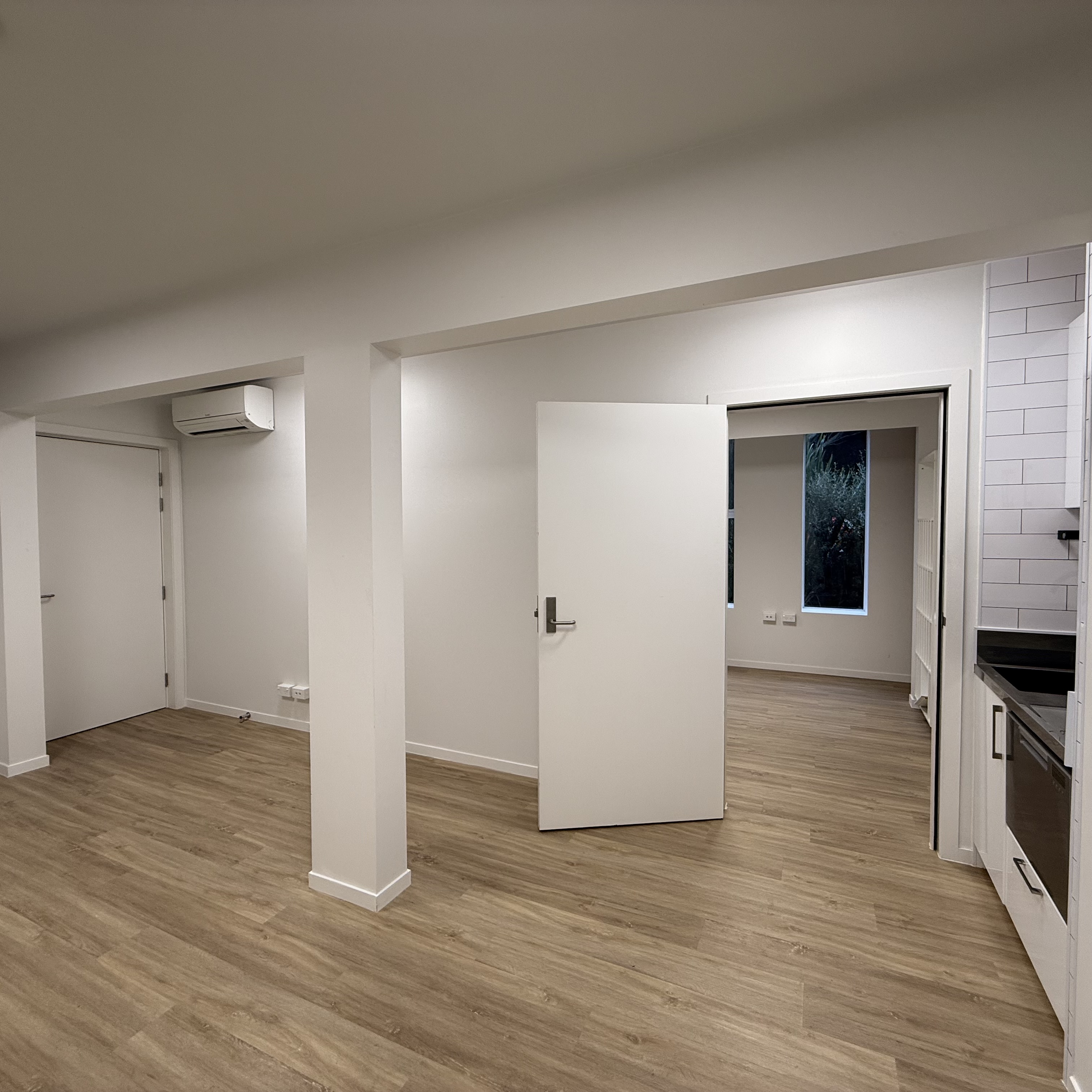 Elegant Office in Miramar 3