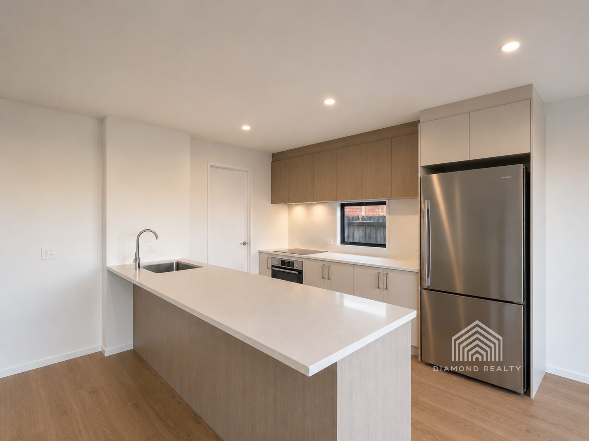 Almost Ready - Burnside High & Airport Nearby!