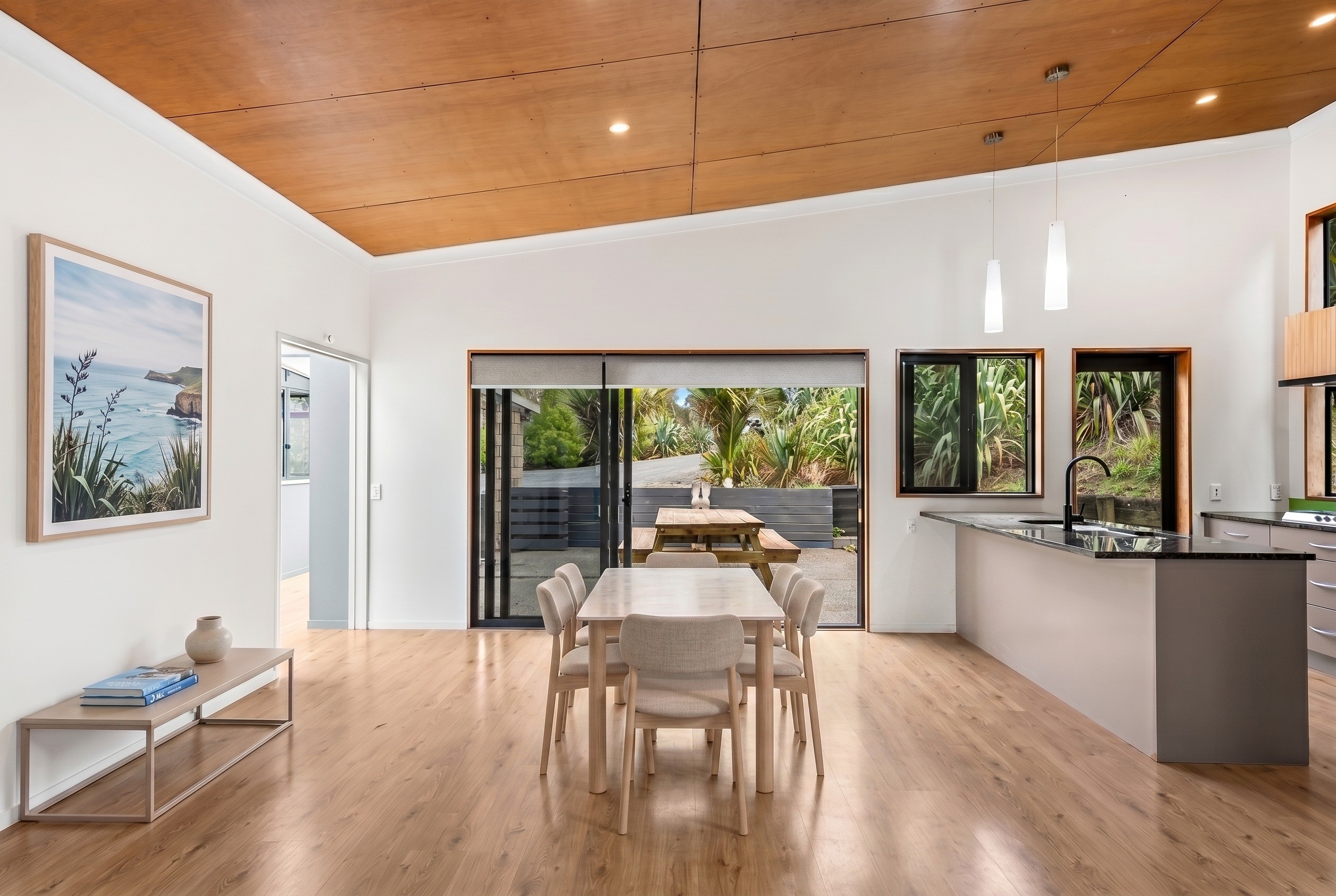 Space, Flexibility & Privacy in a Bushland Setting 5