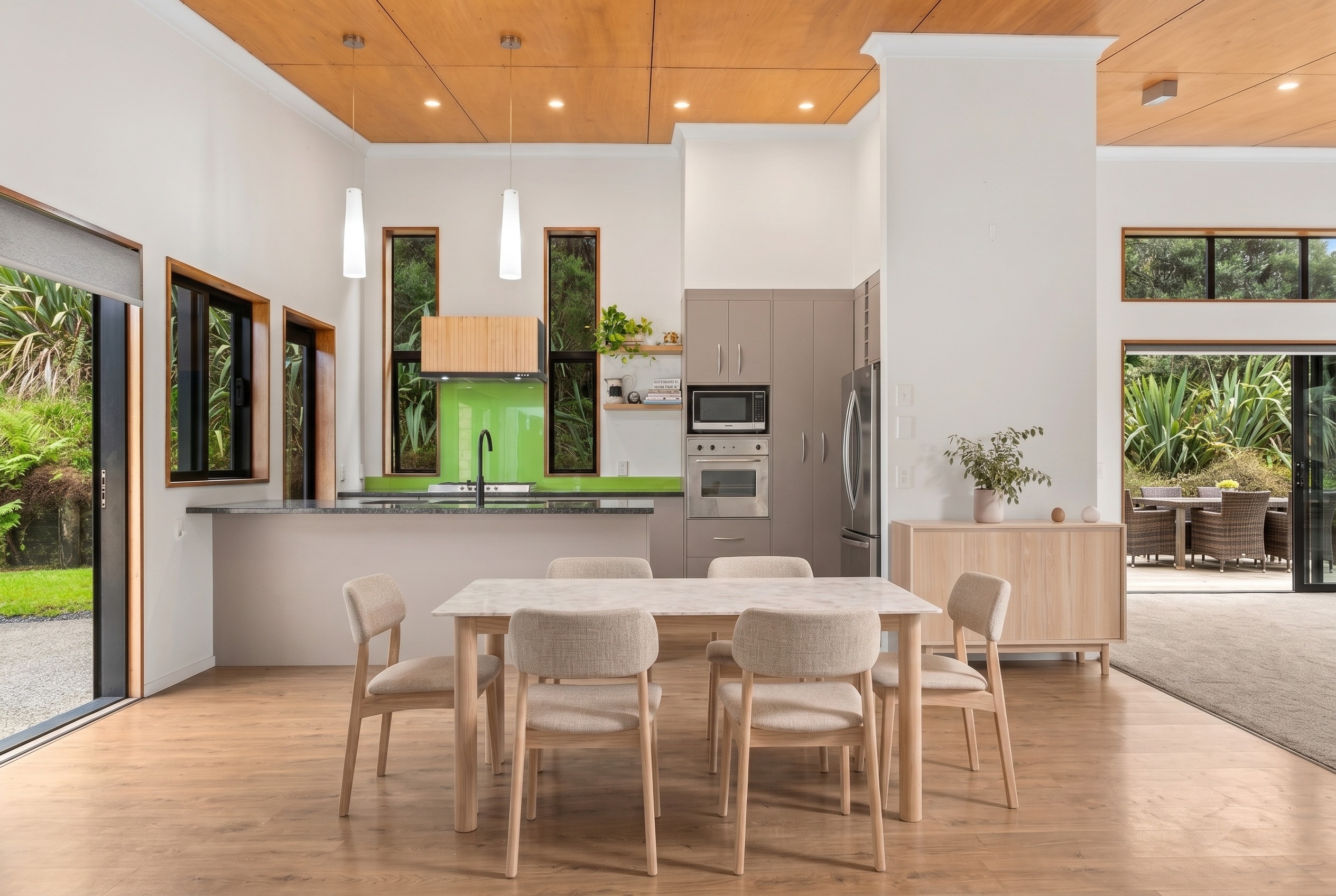 Space, Flexibility & Privacy in a Bushland Setting 4