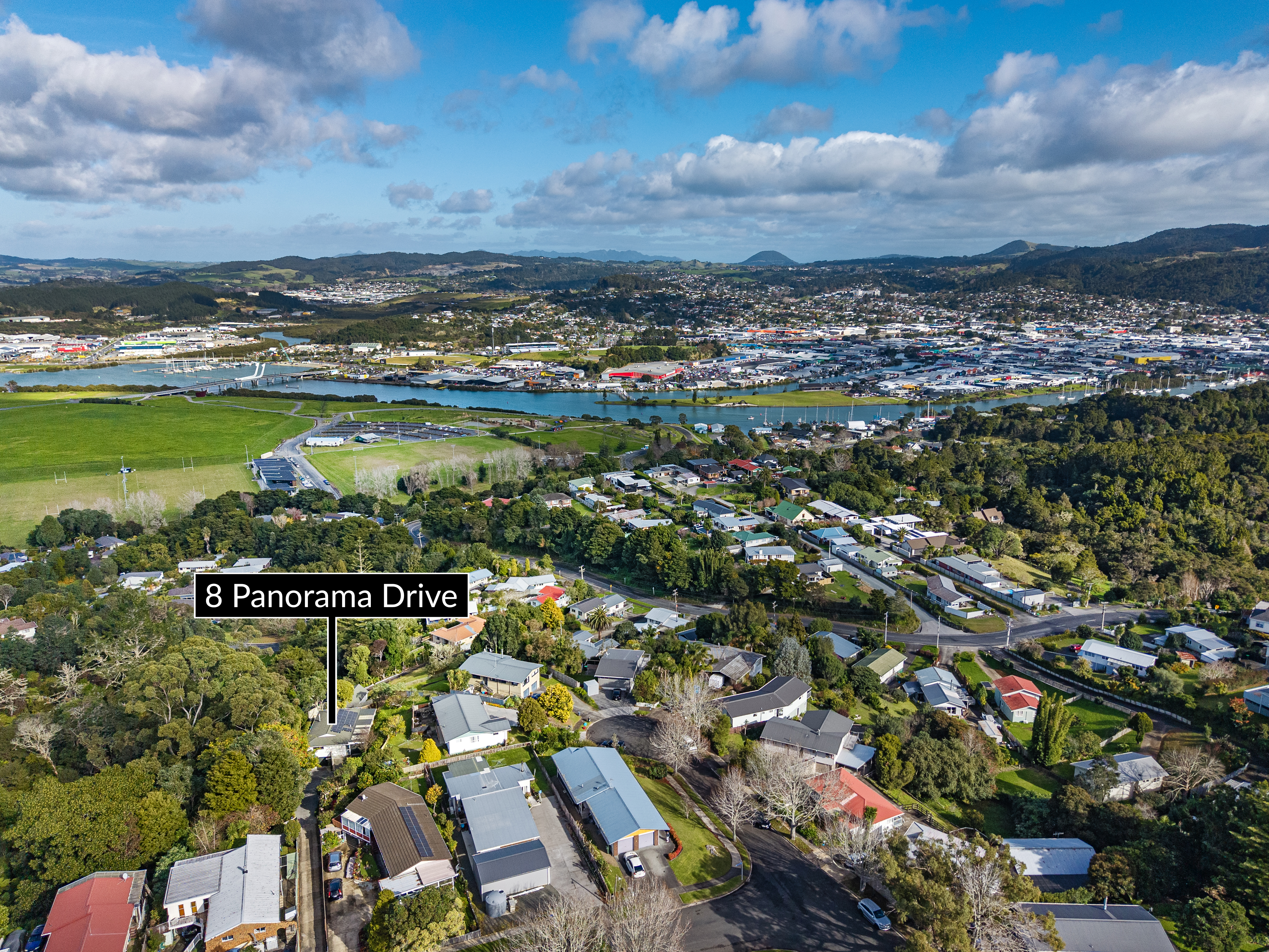 Residential for sale in Whangarei, 8 Panorama Drive, Parahaki, 160 m²