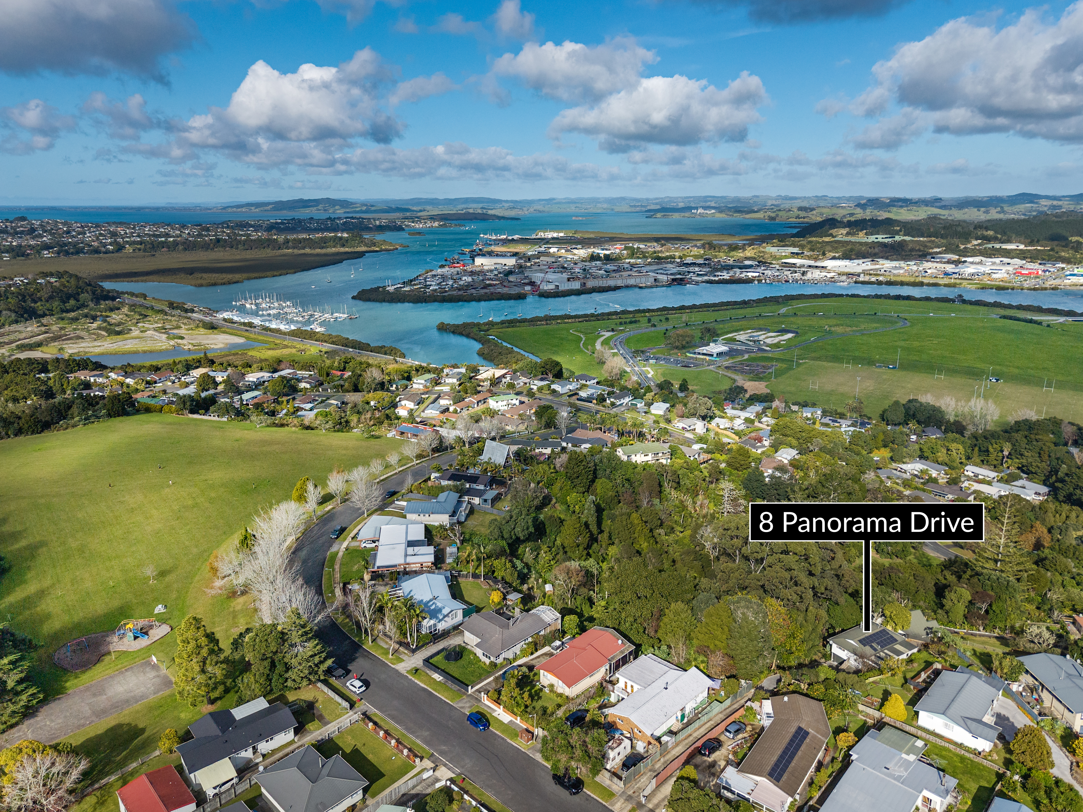 Residential for sale in Whangarei, 8 Panorama Drive, Parahaki, 160 m²