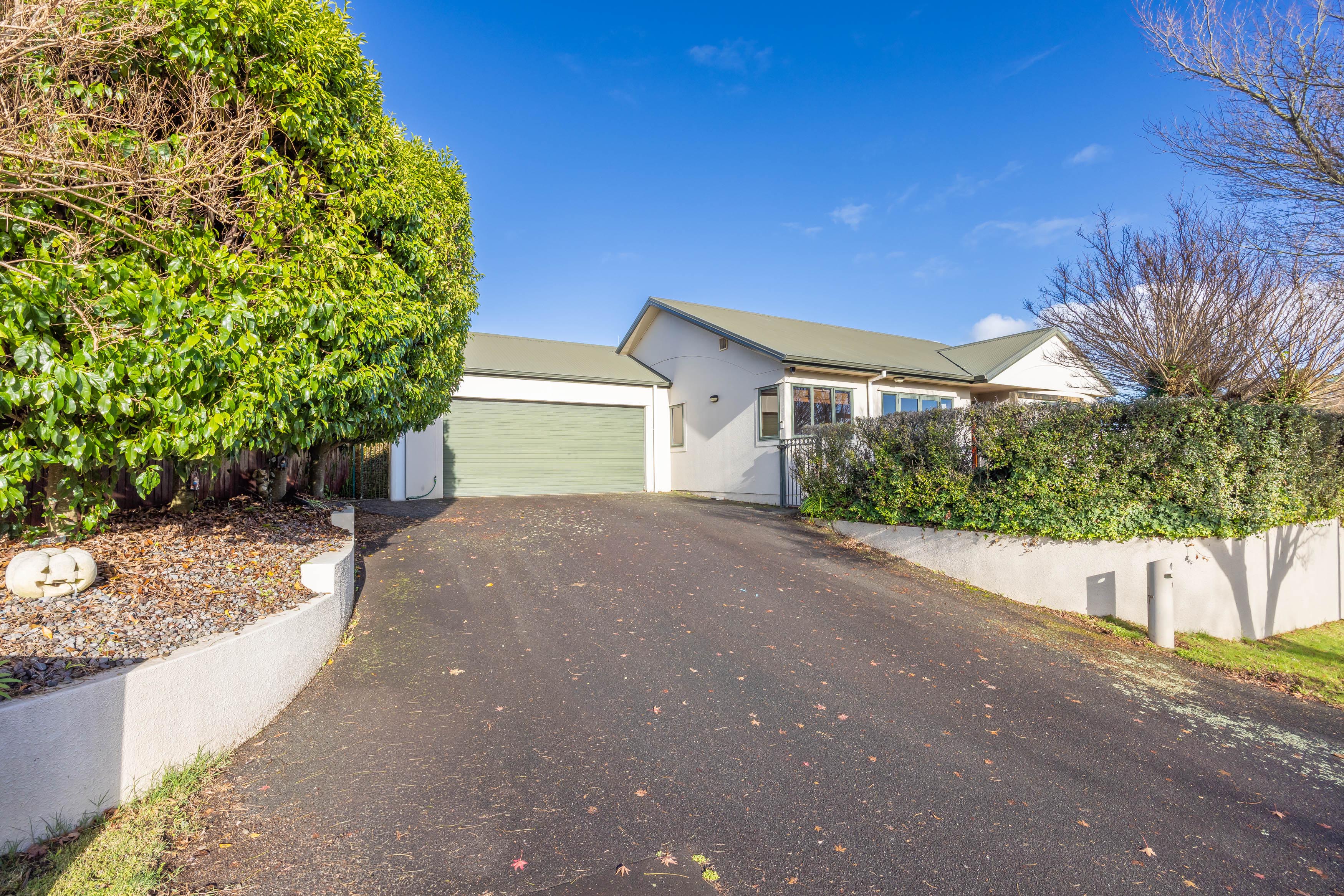 Residential for sale in Hamilton, 1 Sunnyhills Avenue, Glenview, 150 m²