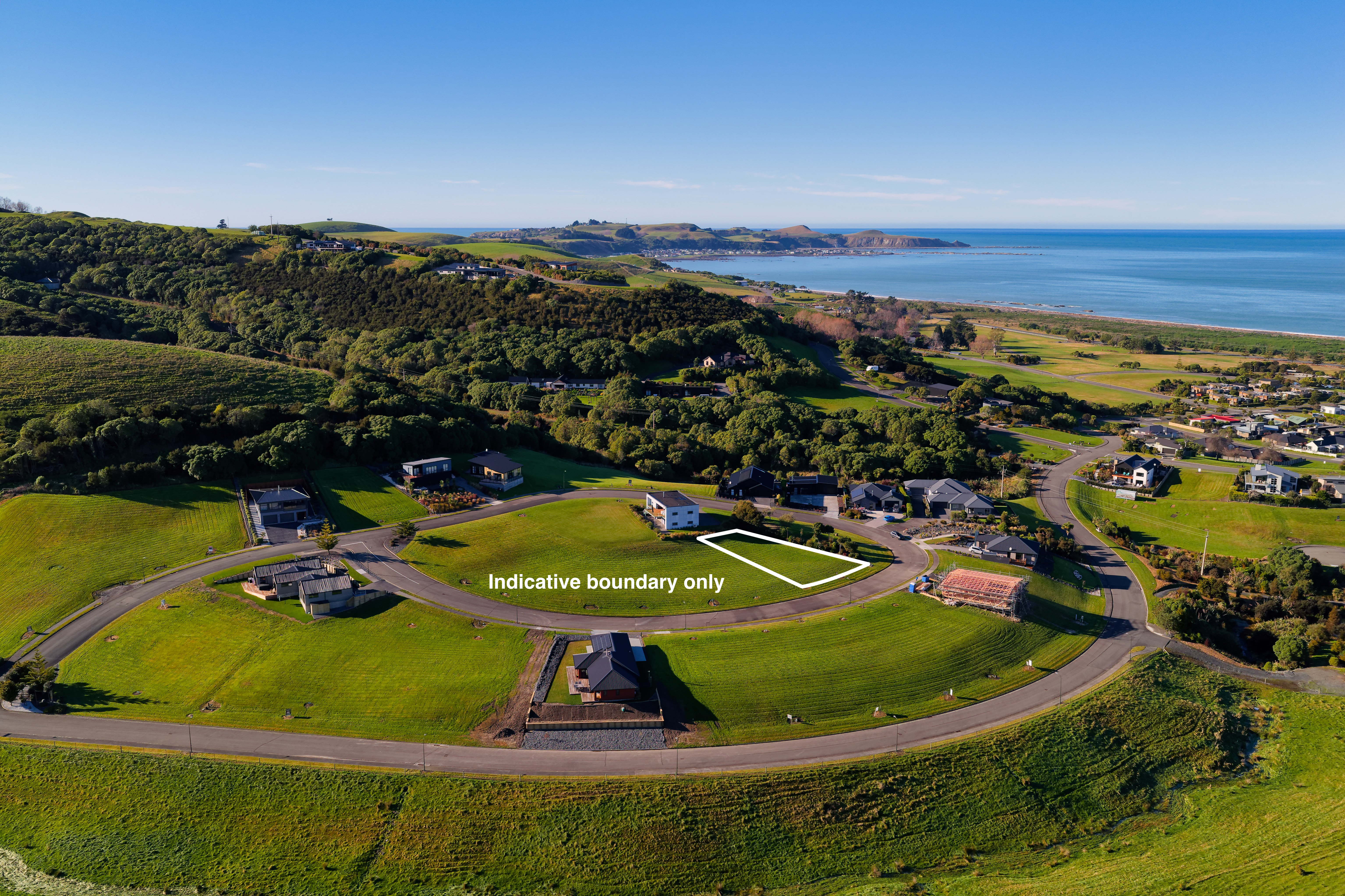 Reserve on Your Boundary with Stunning Views! 2
