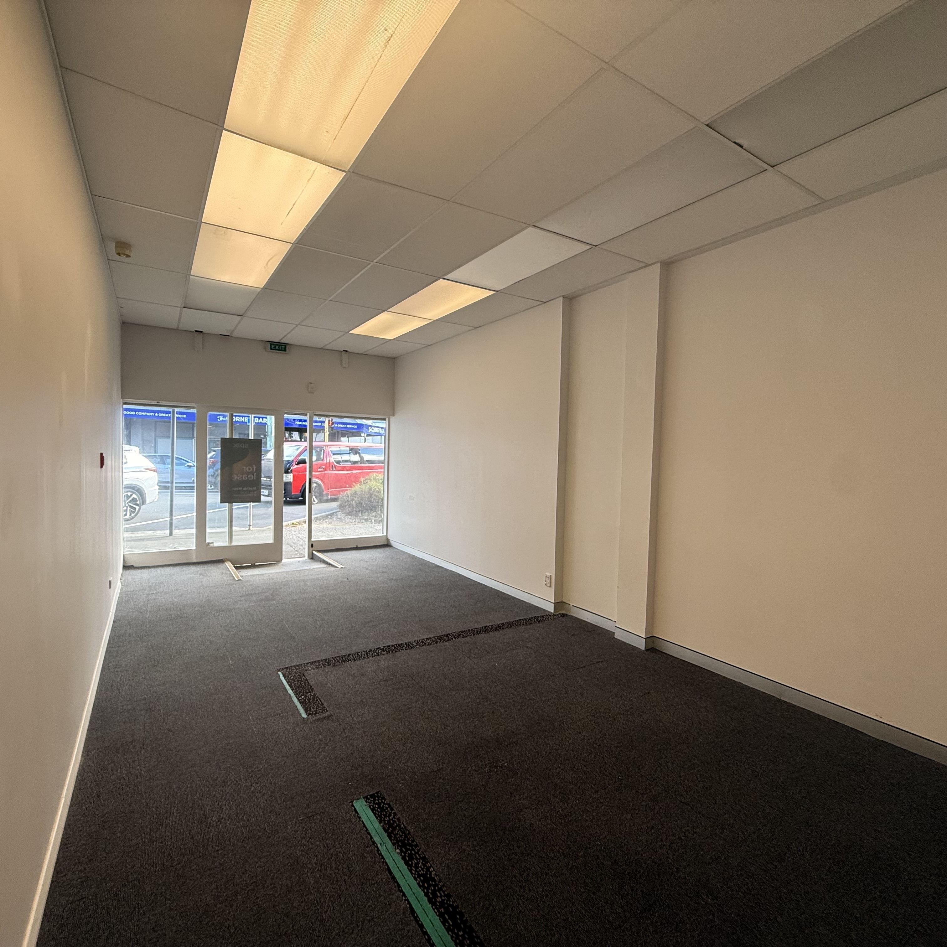 Prime Retail Opportunity in the Heart of Kilbirnie 3