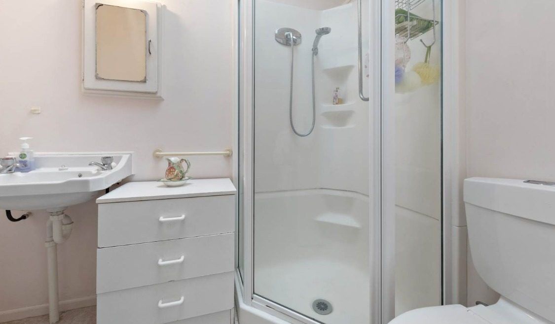 Residential for sale in Auckland, 37C Roberta Avenue, Glendowie, 40 m²