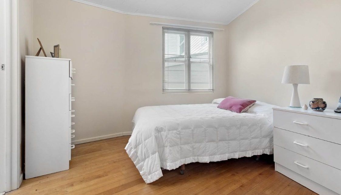 Residential for sale in Auckland, 37C Roberta Avenue, Glendowie, 40 m²