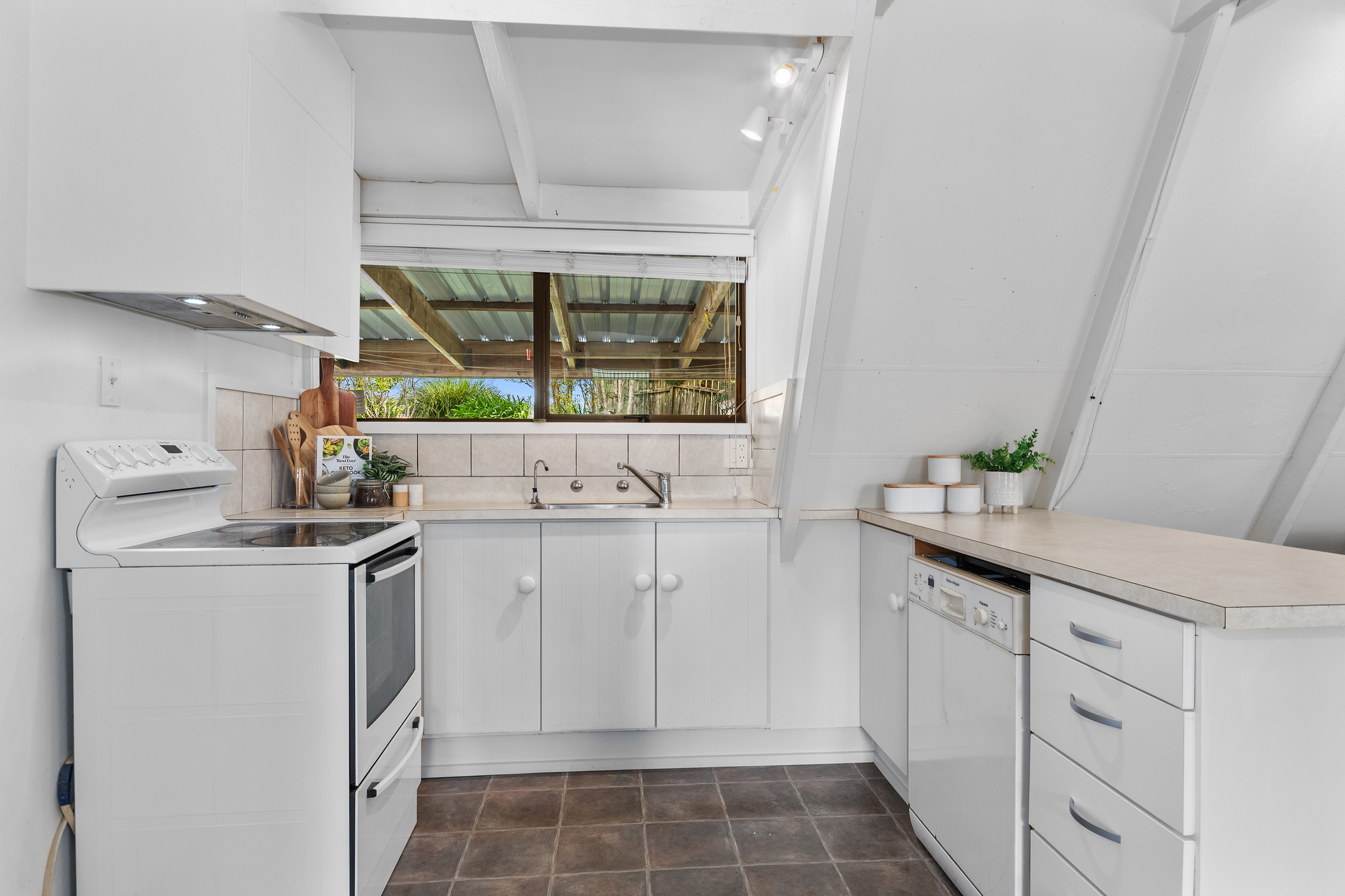 Residential for sale in Whangarei, 51A Eureka Place, Parahaki, 103 m²