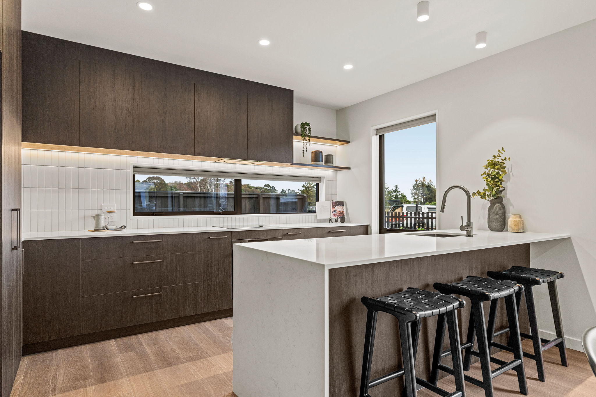 UNDER OFFER!