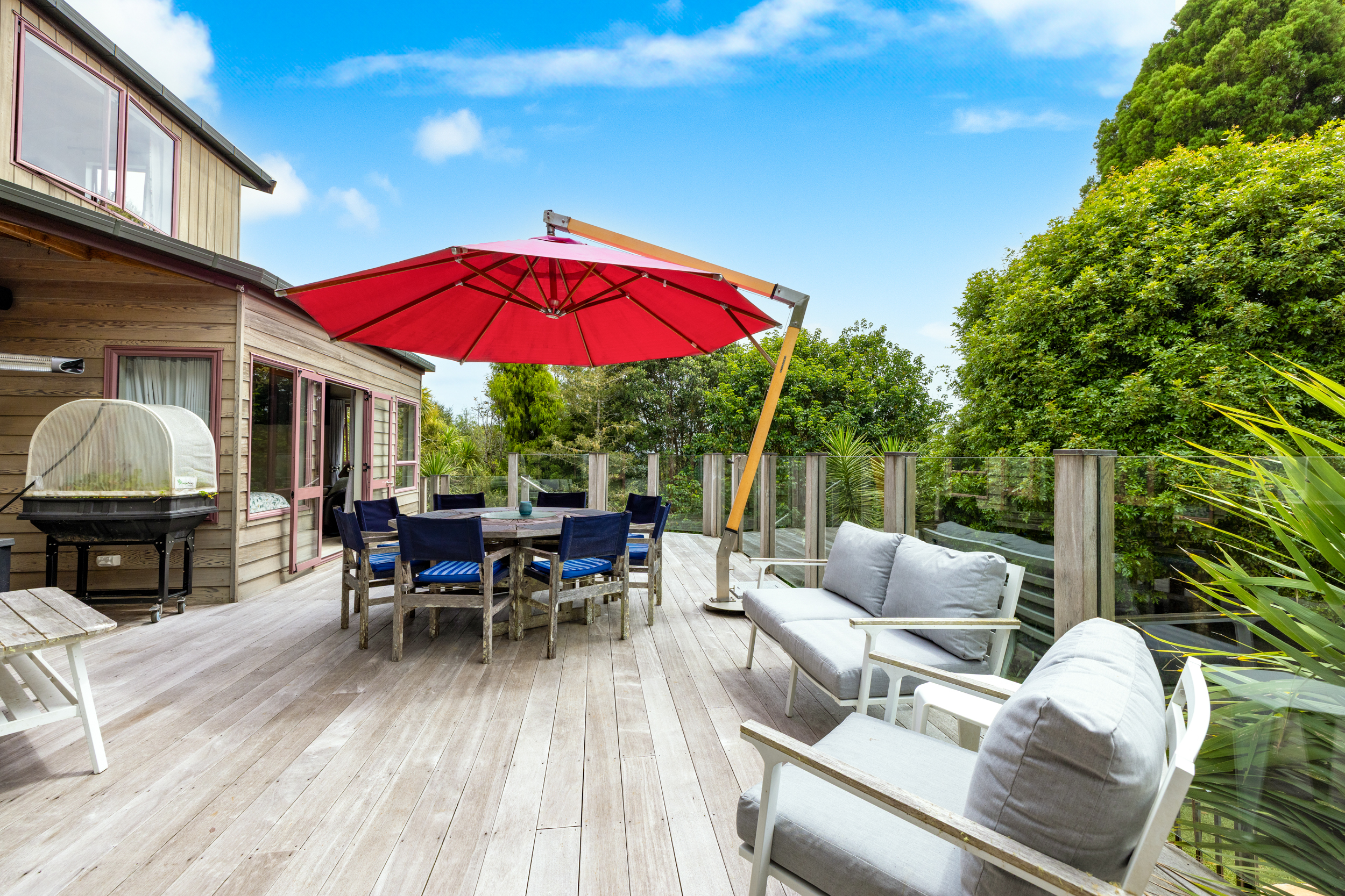 Sunshine Privacy Lifestyle Living