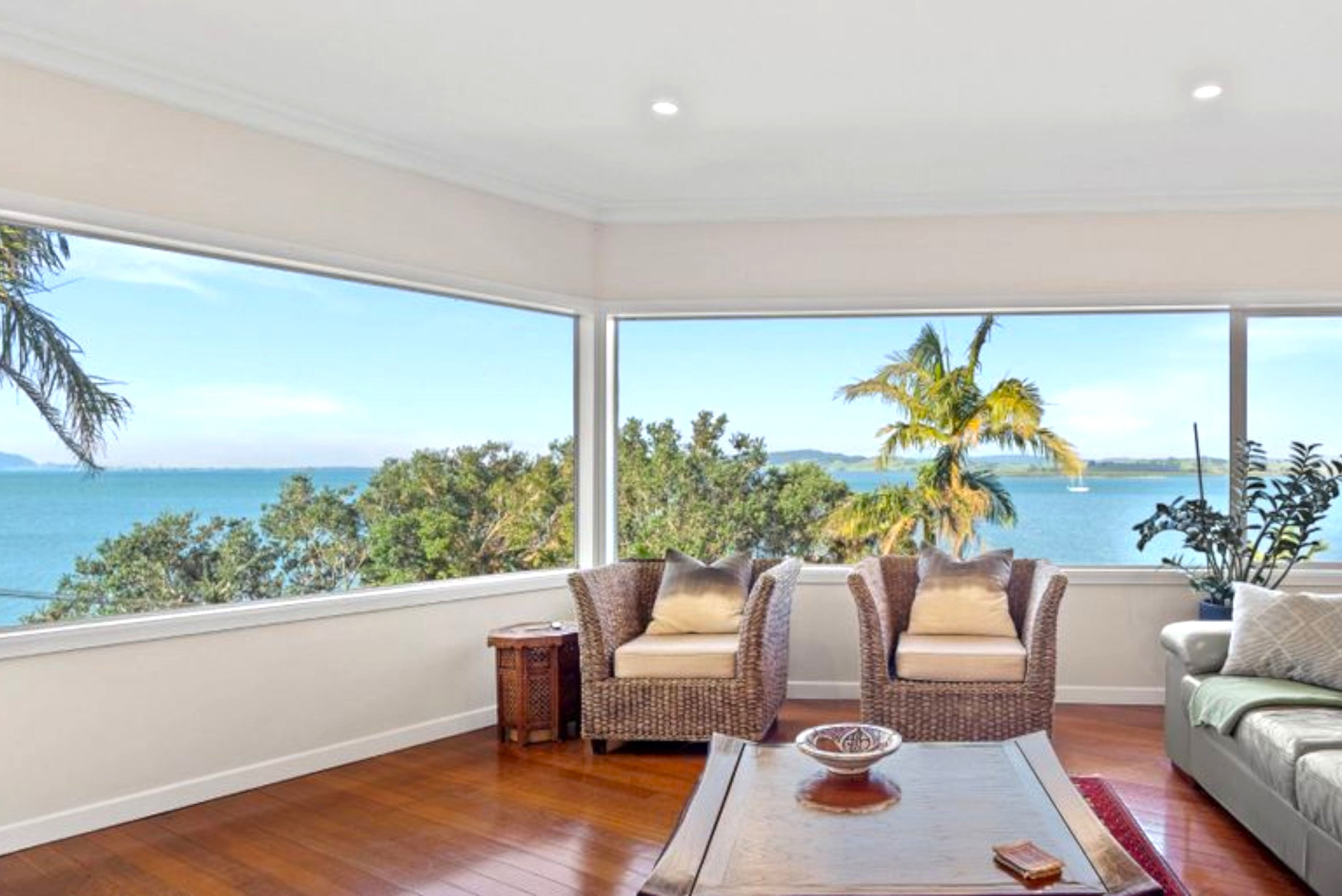 Easy-Care Beachside Living with Panoramic Views