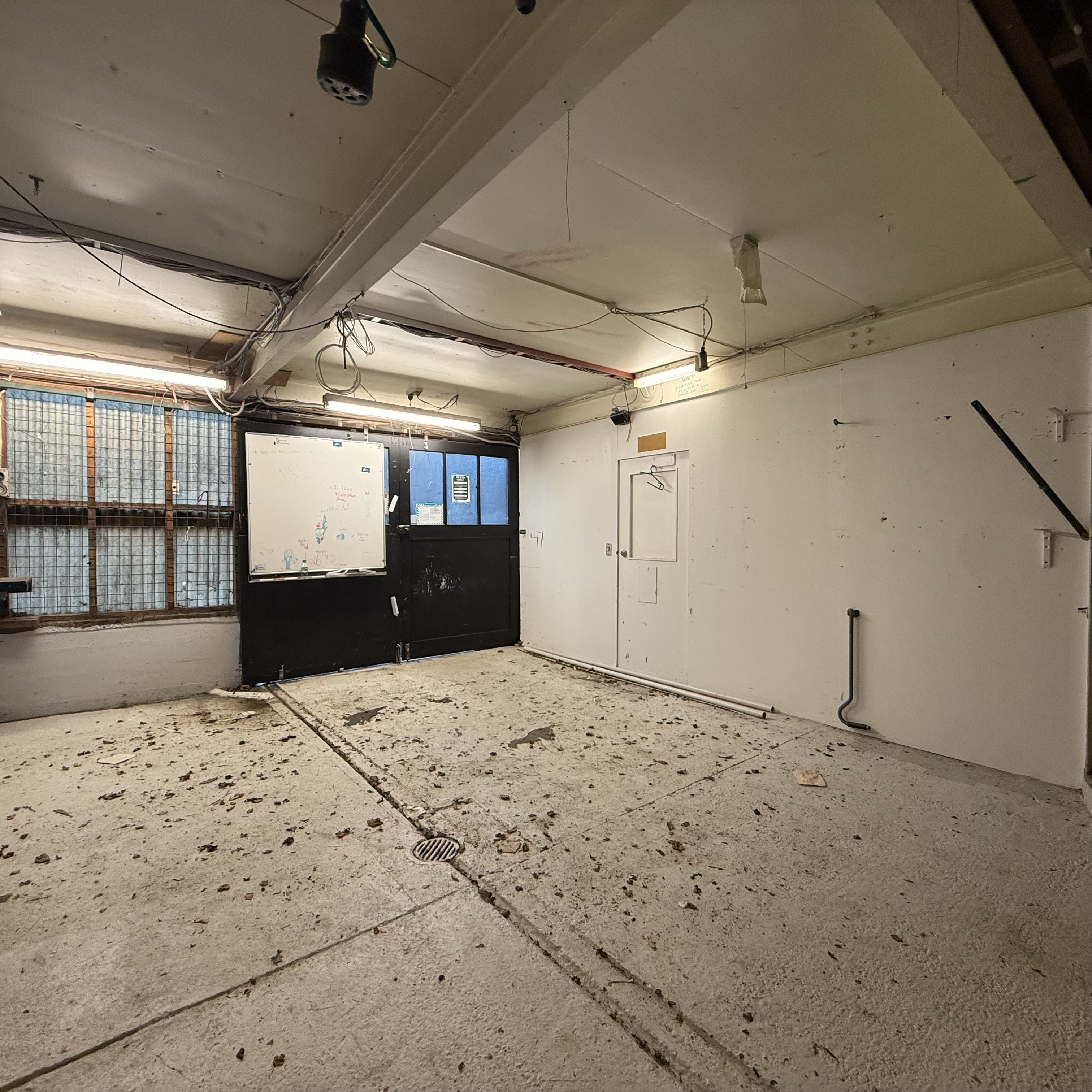 100% Value for Money Hataitai Warehouse