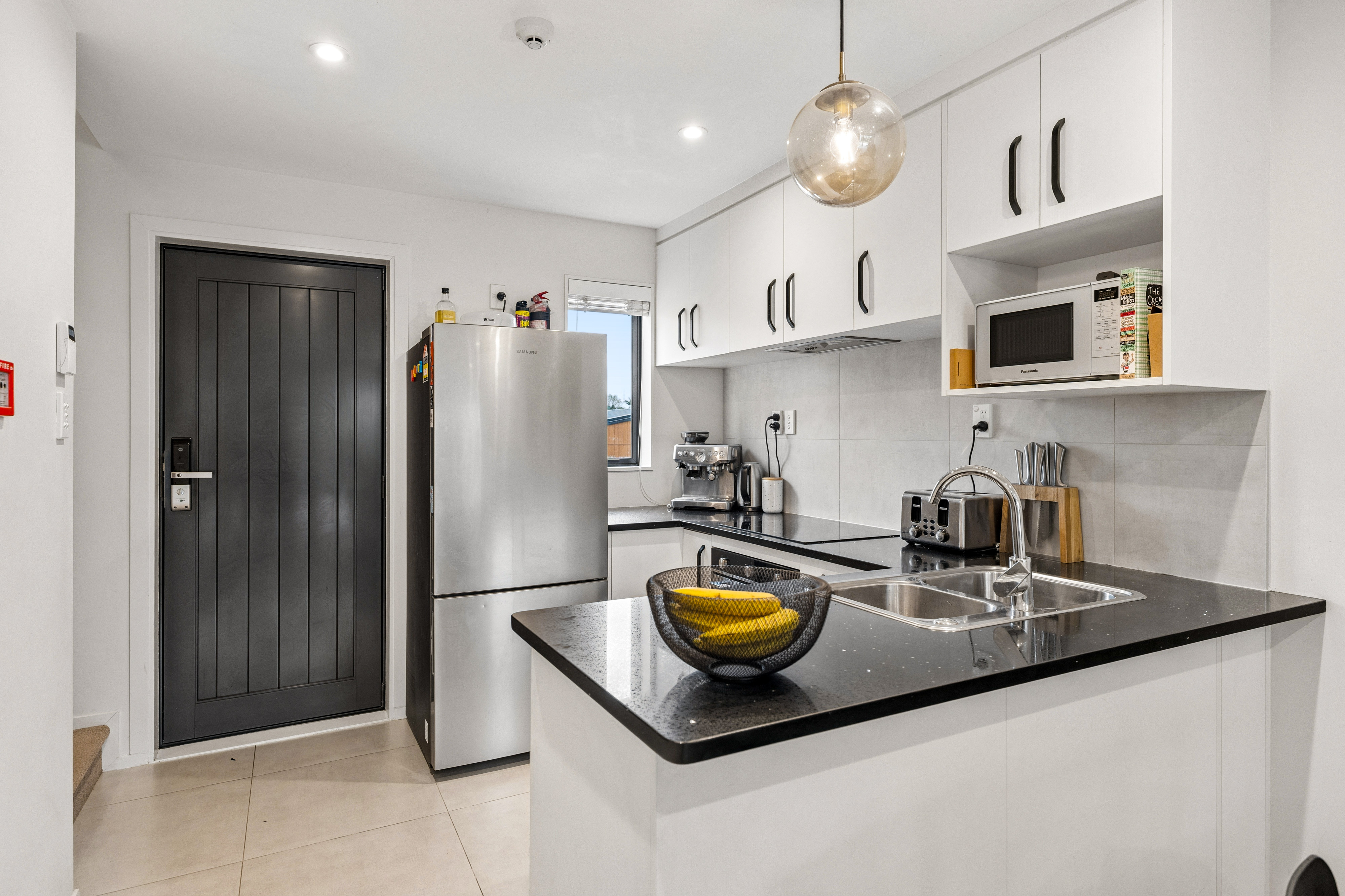 Residential for sale in Waitakere City, 17/18 Hewlett Road, Massey, 73 m²
