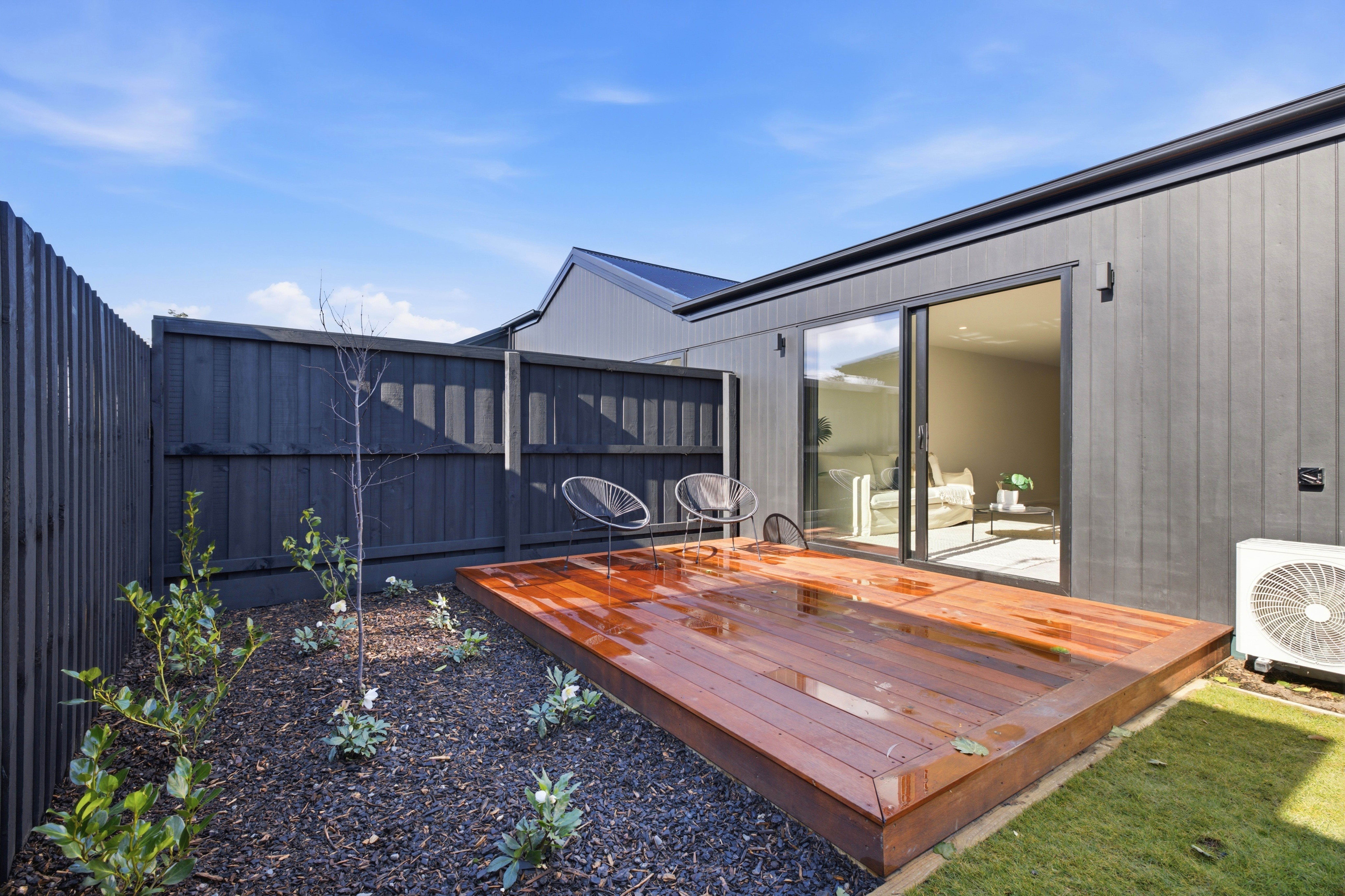Single-Level Living Without Compromise 5