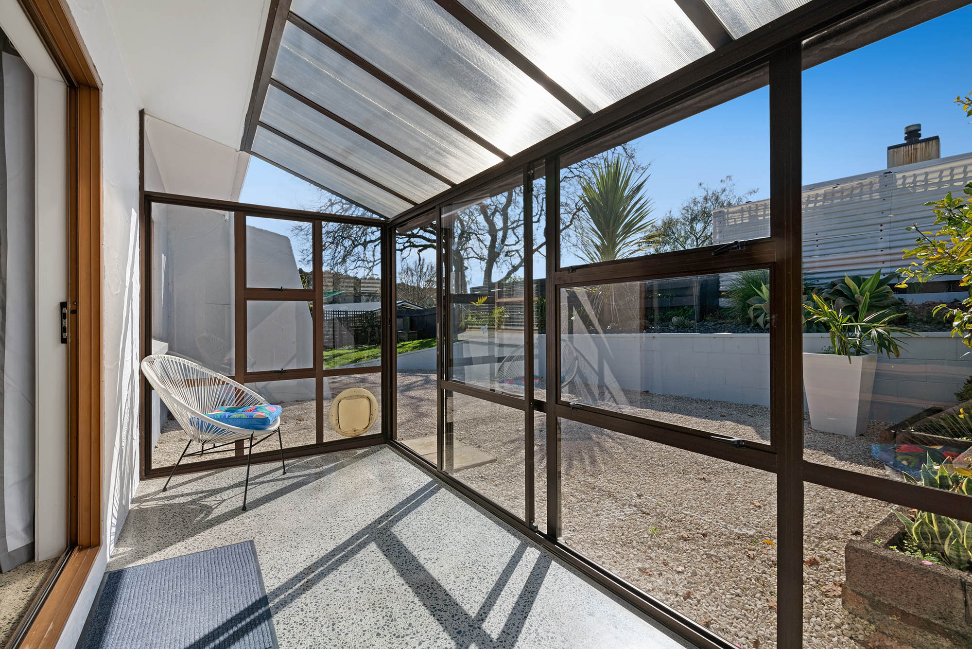 Fresh, Modern & Move-In Ready 5