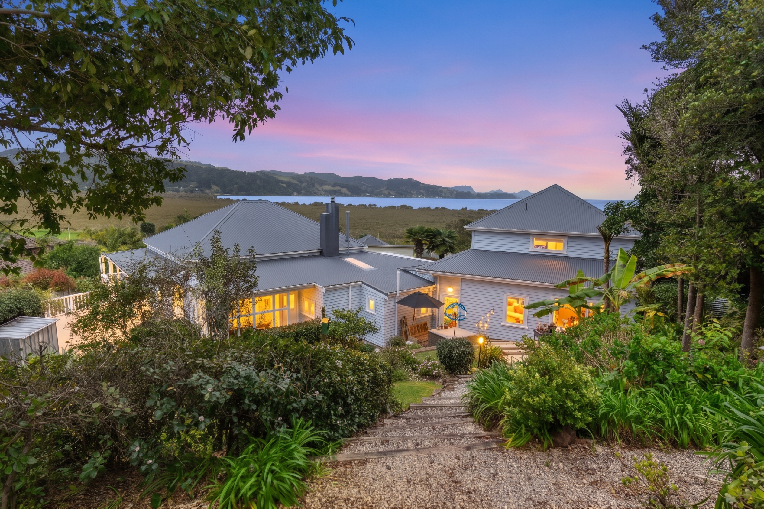 Residential for sale in Whangarei, 22 Beach Road, Onerahi, 342 m²