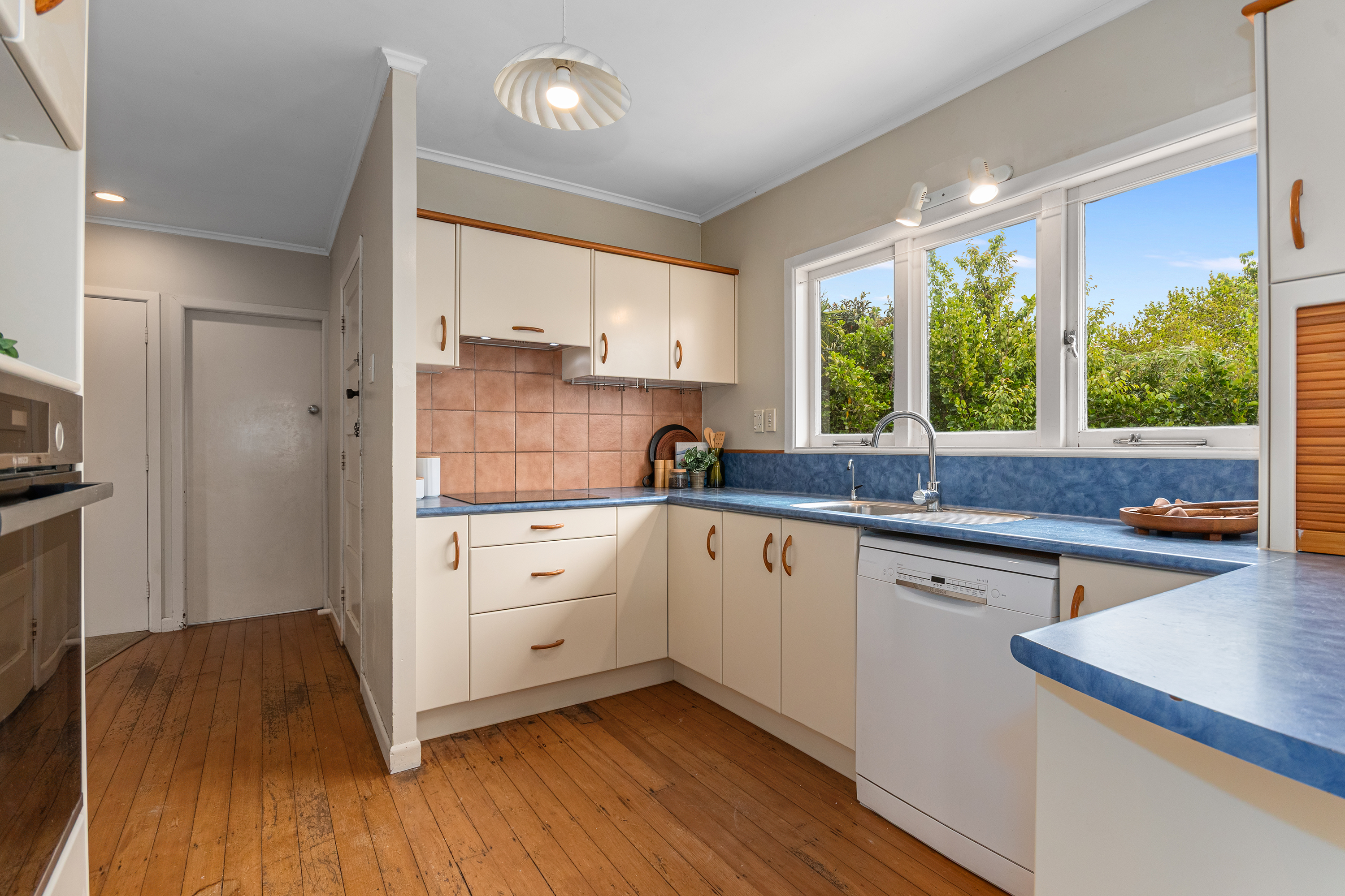 Residential for sale in Whangarei, 98 Anzac Road, Morningside, 100 m²